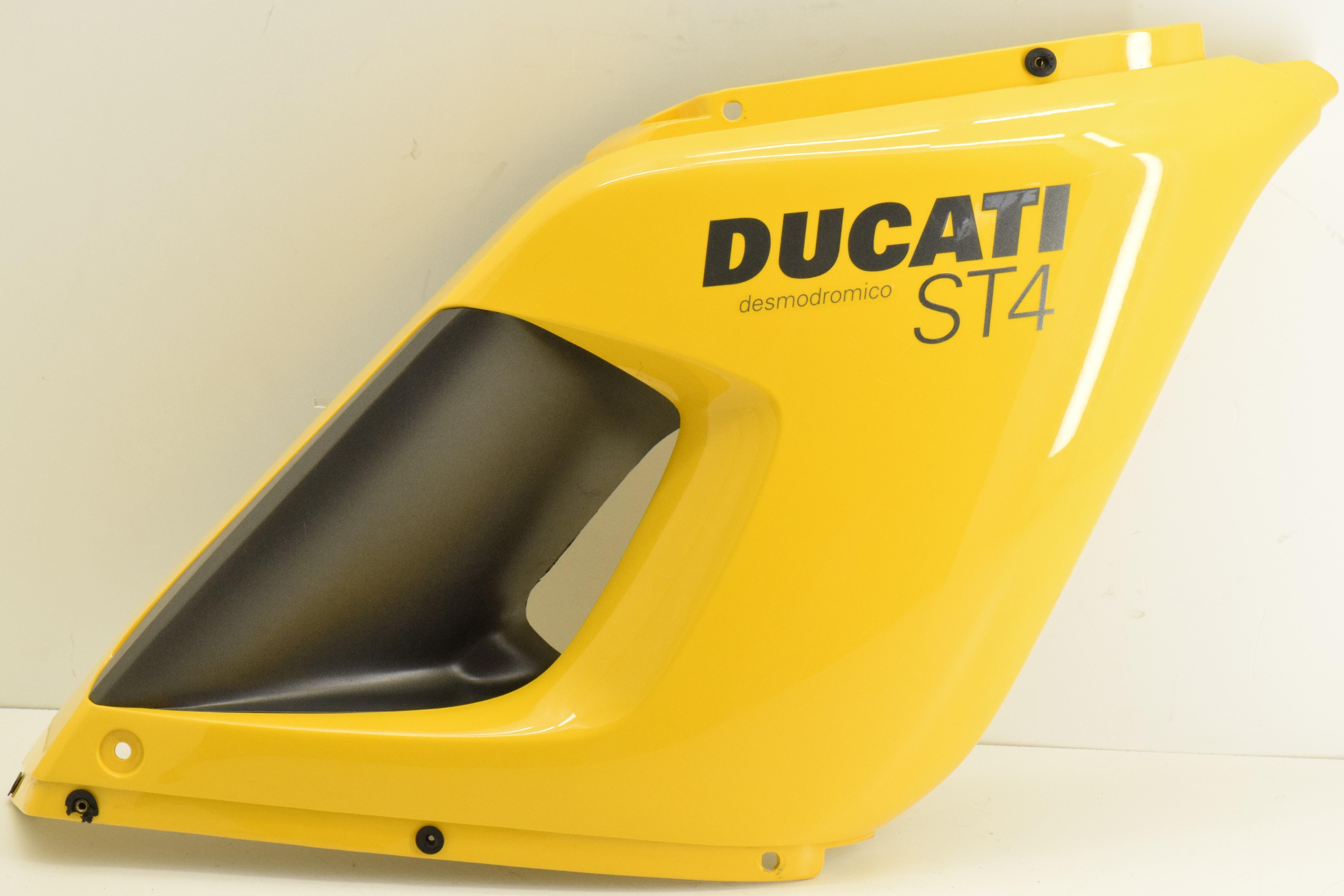Carena Superiore Destra Gialla Ducati ST4 ST2 48010601BA