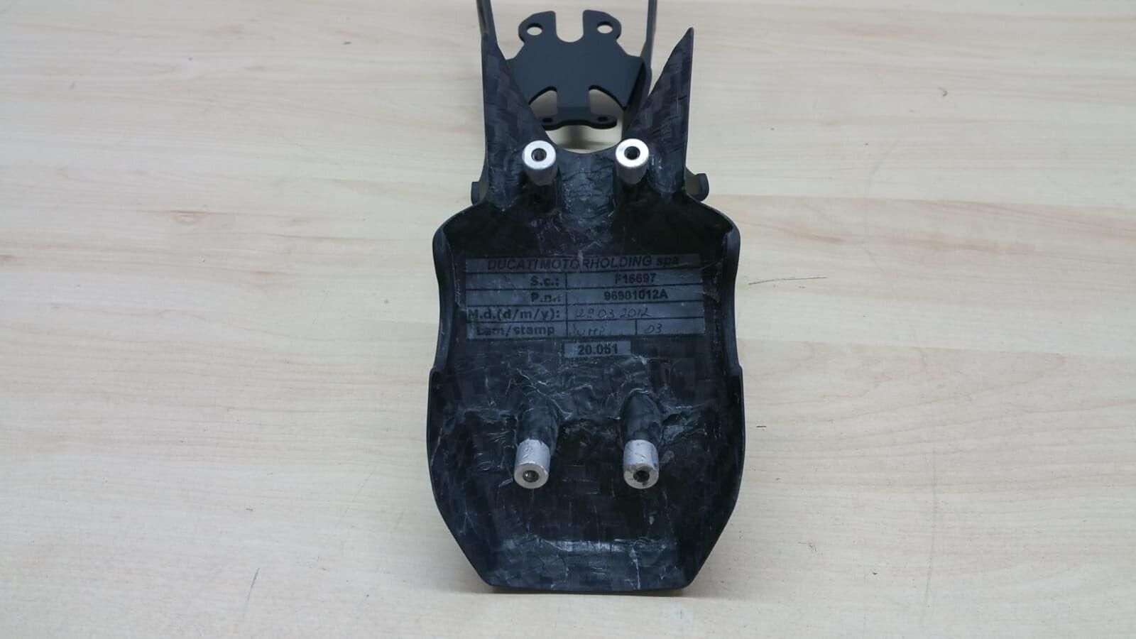 Portatarga Carbonio e Alluminio Ducati Perf. 959 899 1199 1299 96901112A