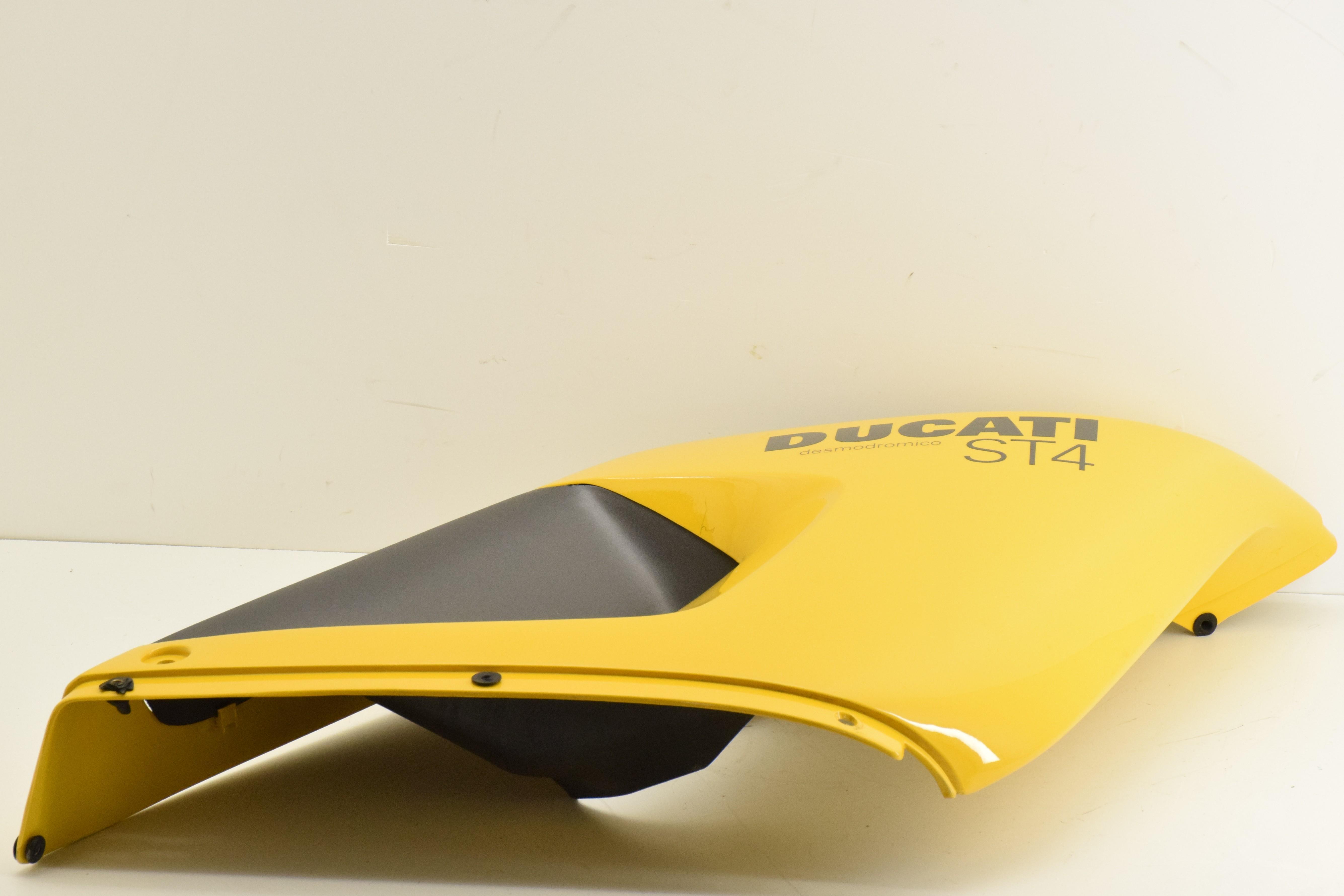Carena Superiore Destra Gialla Ducati ST4 ST2 48010601BA