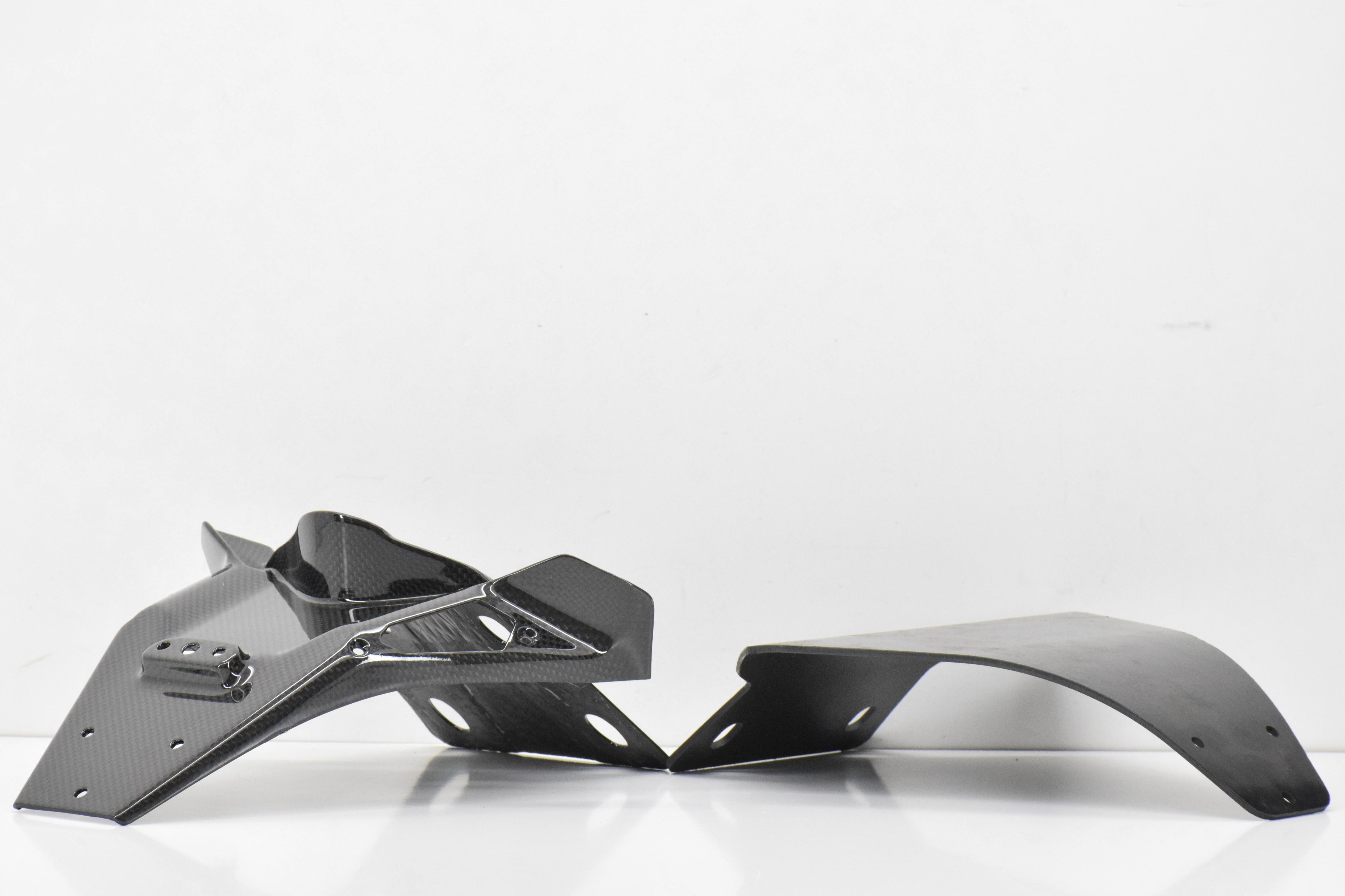 ducati kit portatarga carbonio corto originale ducati multistrada 1200 12 969a08910b - foto 3