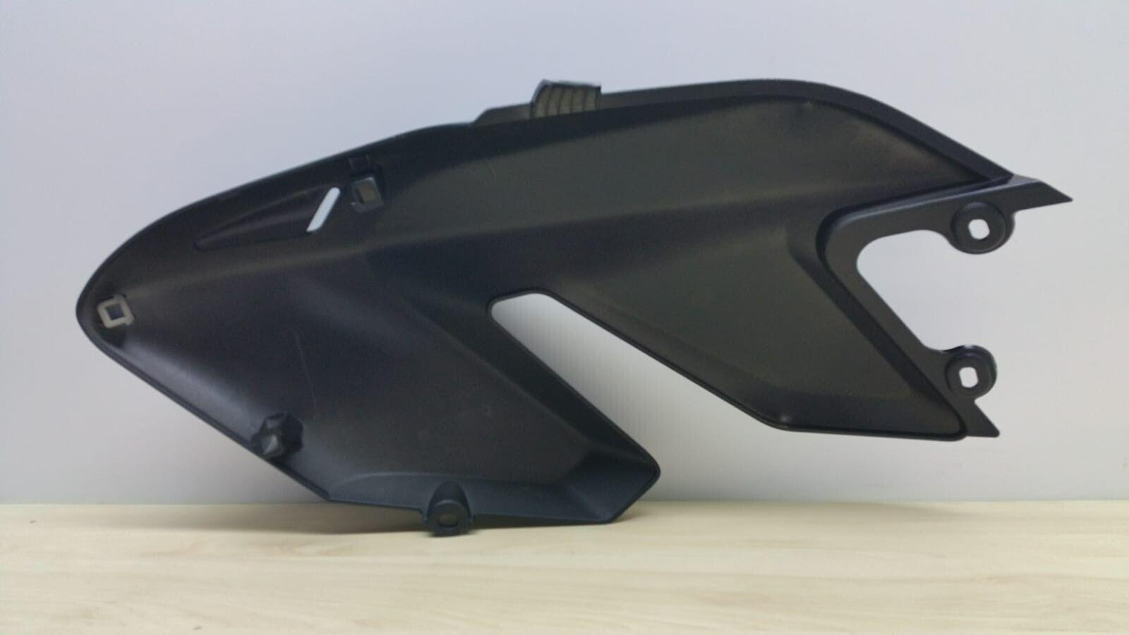 ducati carena destra nera  originale ducati hypermotard 1100 2008 48012501at - foto 2