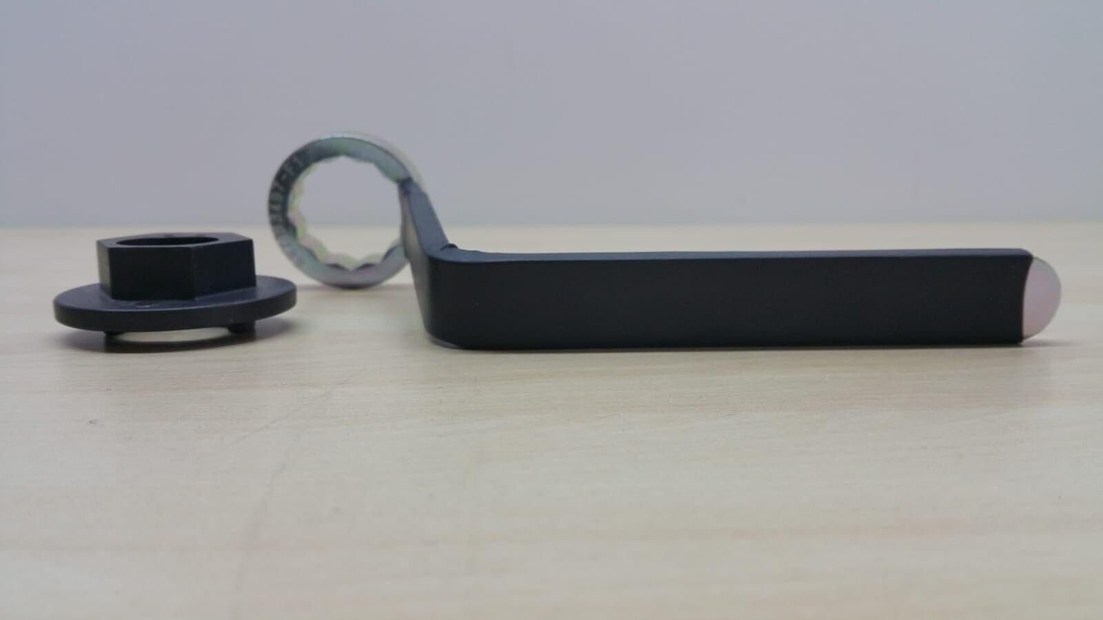 ducati chiave per tensionamento cinghia originale ducati 887133497 - foto 2