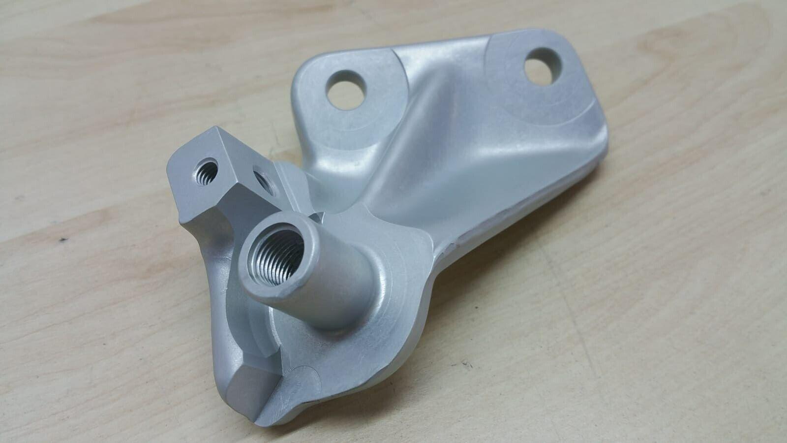 Staffa Cavalletto Laterale Originale Ducati 900 SS Monster ducati staffa cavalletto laterale originale ducati 900 ss monster 55610081b - foto 1