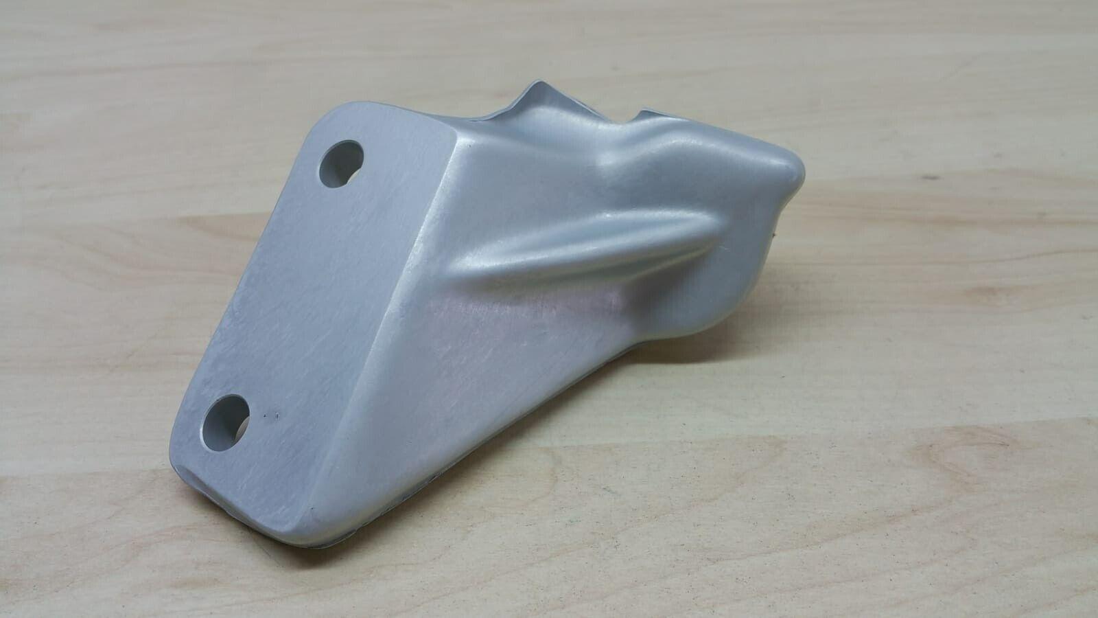ducati staffa cavalletto laterale originale ducati 900 ss monster 55610081b - foto 3 ducati staffa cavalletto laterale originale ducati 900 ss monster 55610081b - foto 3