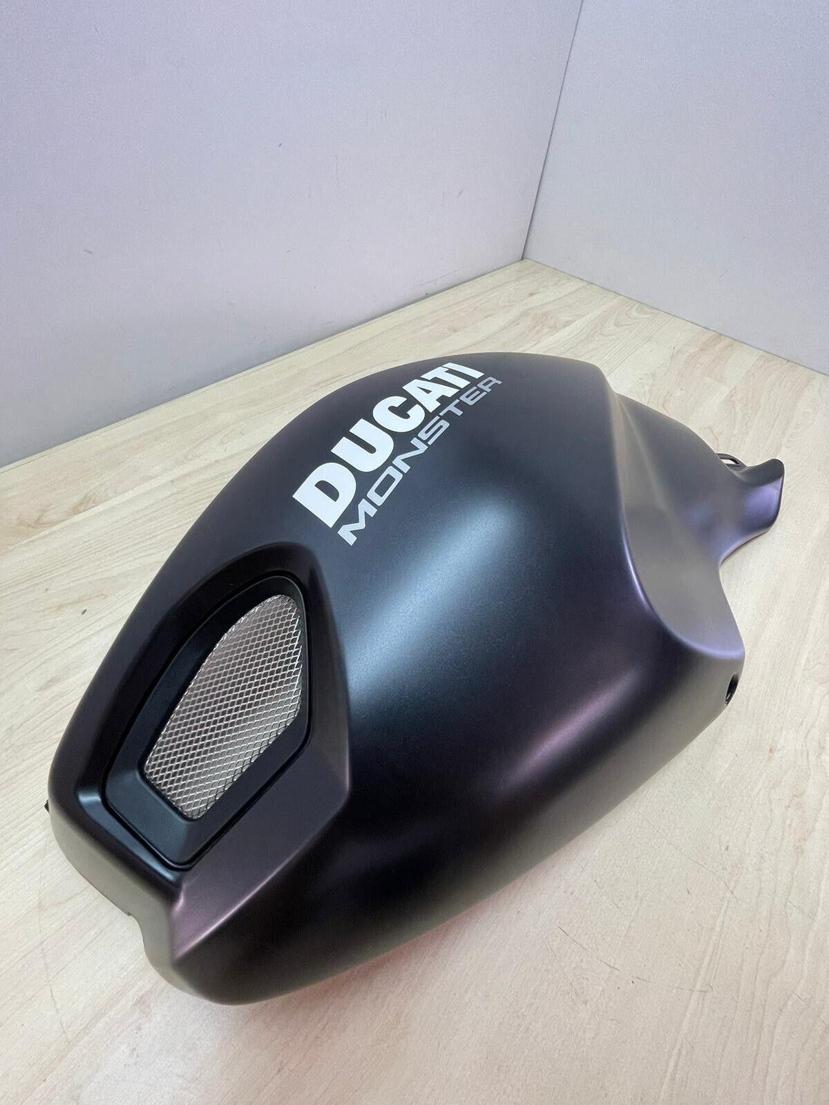 ducati cover serbatoio sinistro originale ducati monster  2009  48012591dk - foto 2