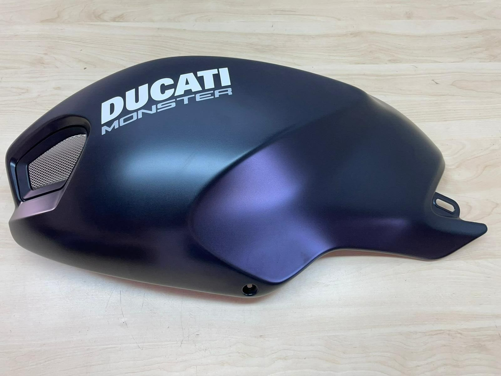 ducati cover serbatoio sinistro originale ducati monster  2009  48012591dk - foto 4