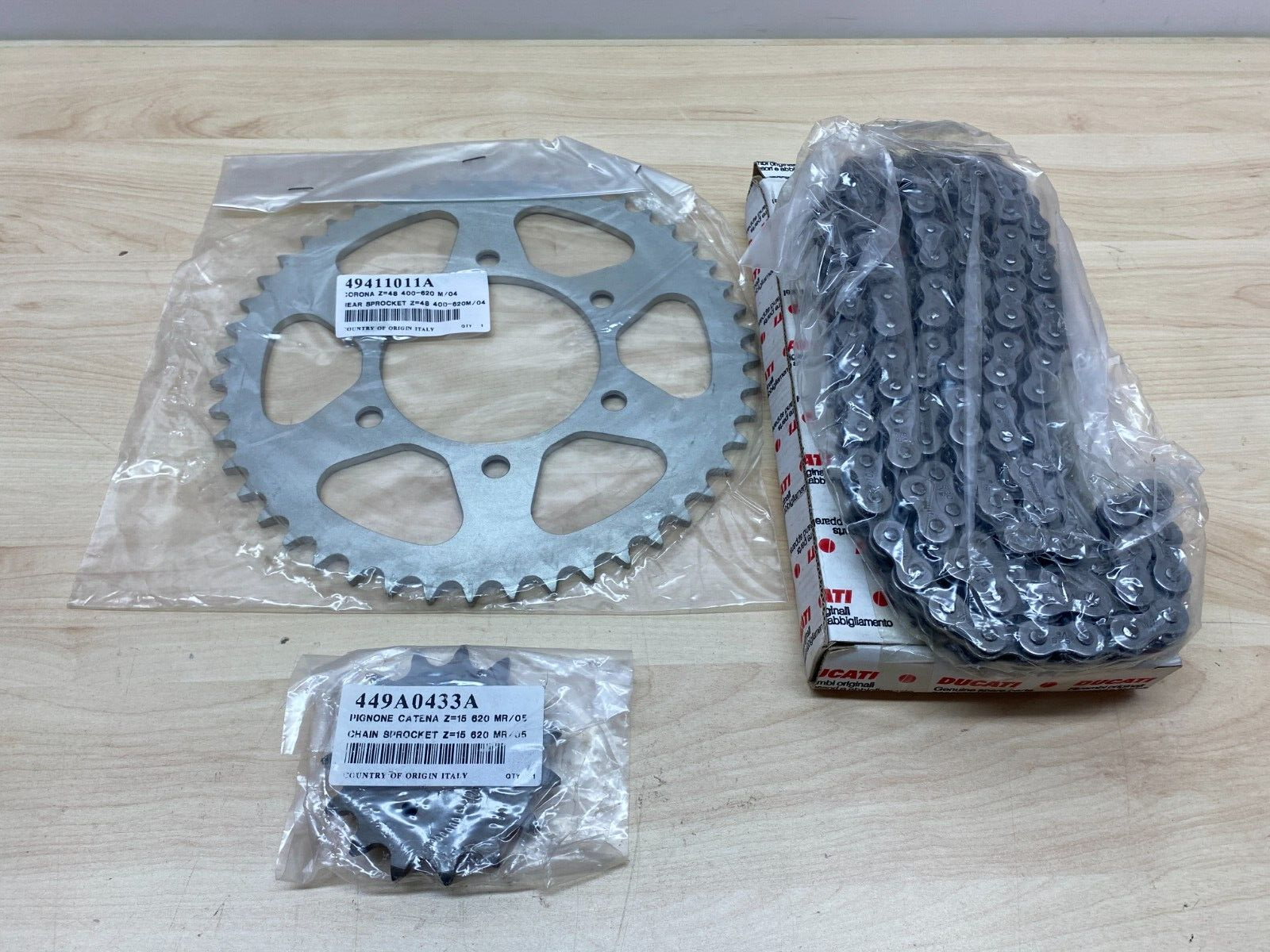 ducati kit catena originale ducati monster 400 620  67620571a - foto 1
