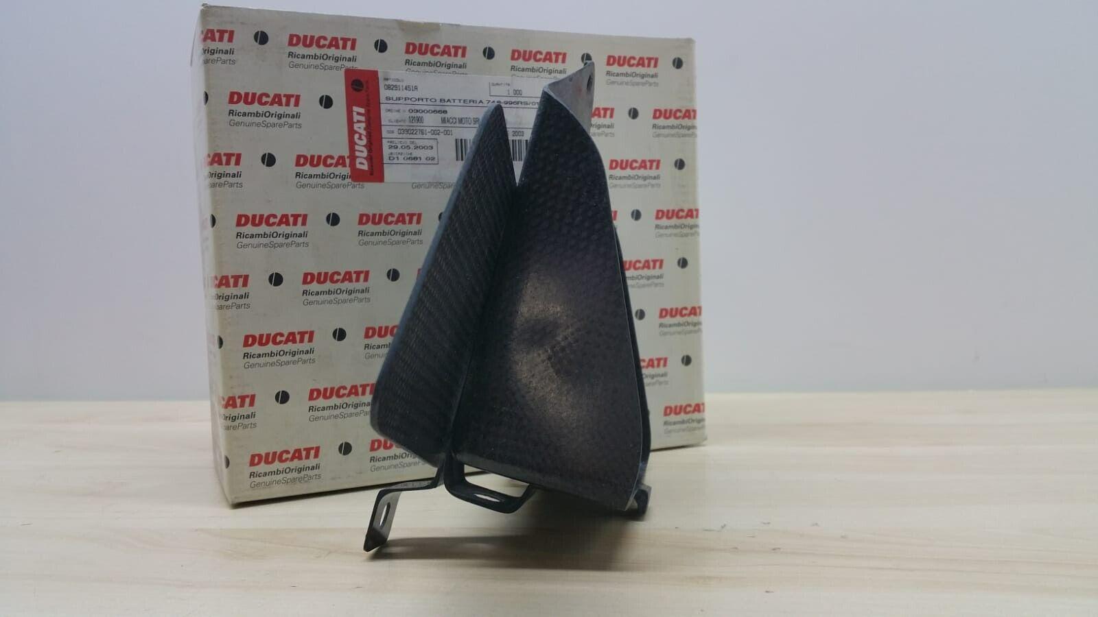 ducati supporto batteria in carbonio originale ducati 748 996 rs 2001 82911451a - foto 3