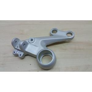 Piastra portapedana anteriore sinistra  s4r 2003-2008 82410681a