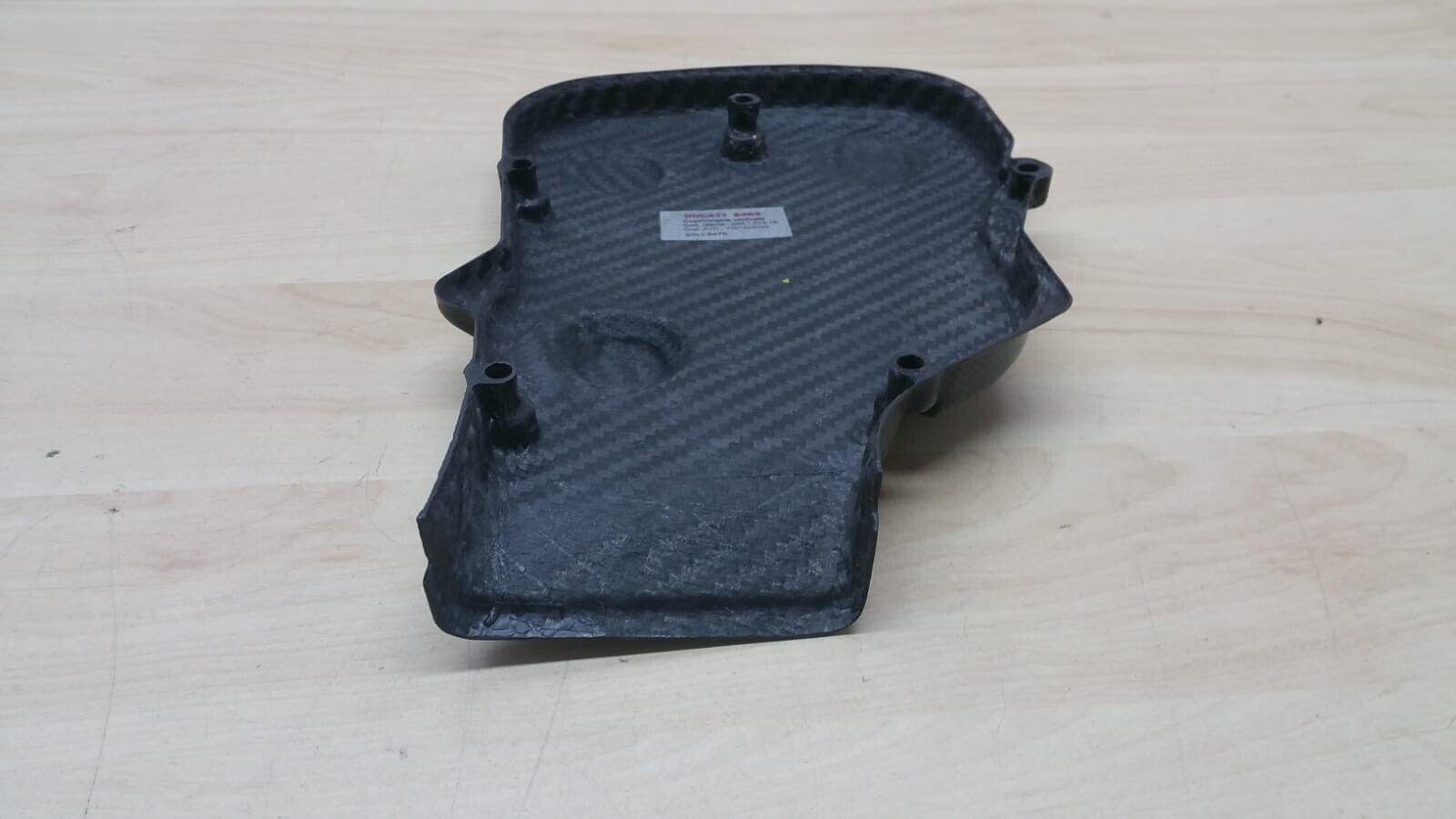 ducati coperchio cinghia verticale carbonio originale ducati s4rs 24510731a - foto 4 ducati coperchio cinghia verticale carbonio originale ducati s4rs 24510731a - foto 4