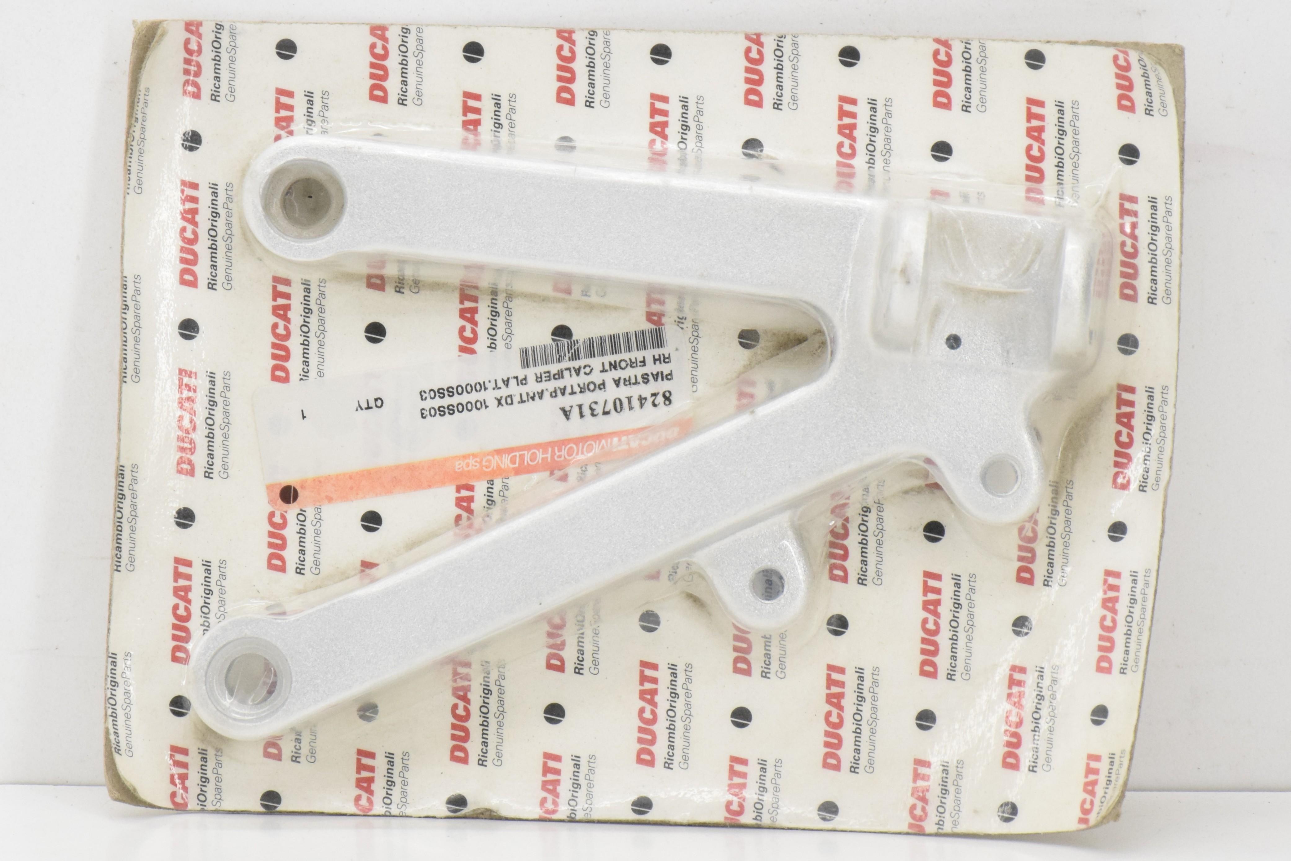 ducati supporto piastra pedana anteriore destra ducati ss1000 03 82410731a - foto 3 ducati supporto piastra pedana anteriore destra ducati ss1000 03 82410731a - foto 3