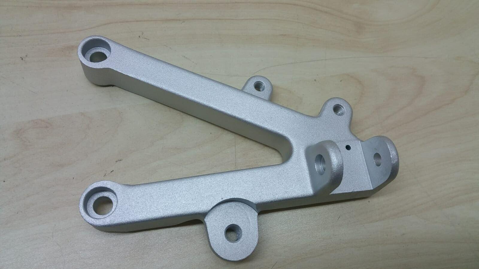 ducati piastra portapedana anteriore sinistra originale ducati 82410741a - foto 1