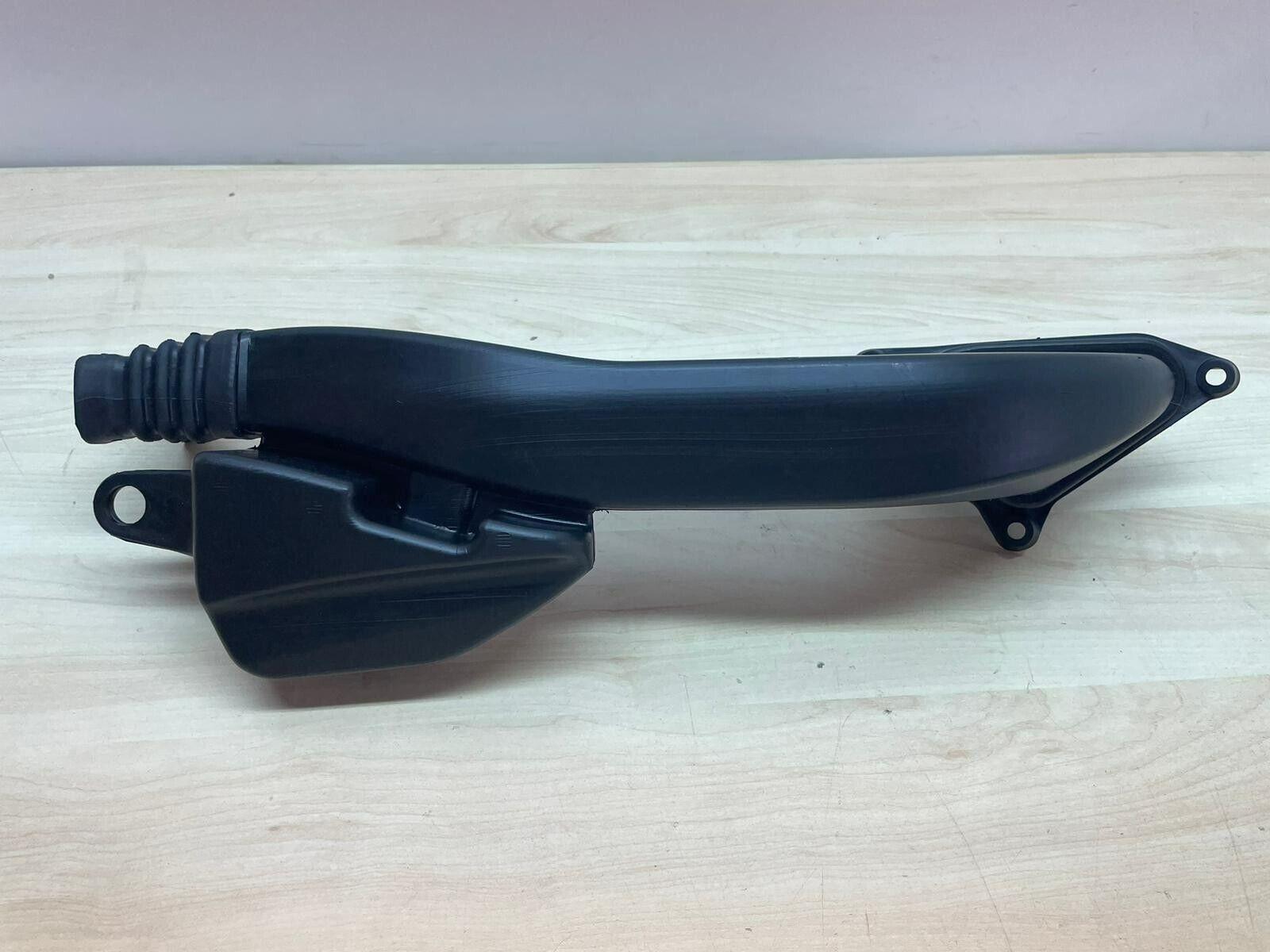 ducati convogliatore aria destro originale ducati 848 2008 44211492a - foto 2 ducati convogliatore aria destro originale ducati 848 2008 44211492a - foto 2