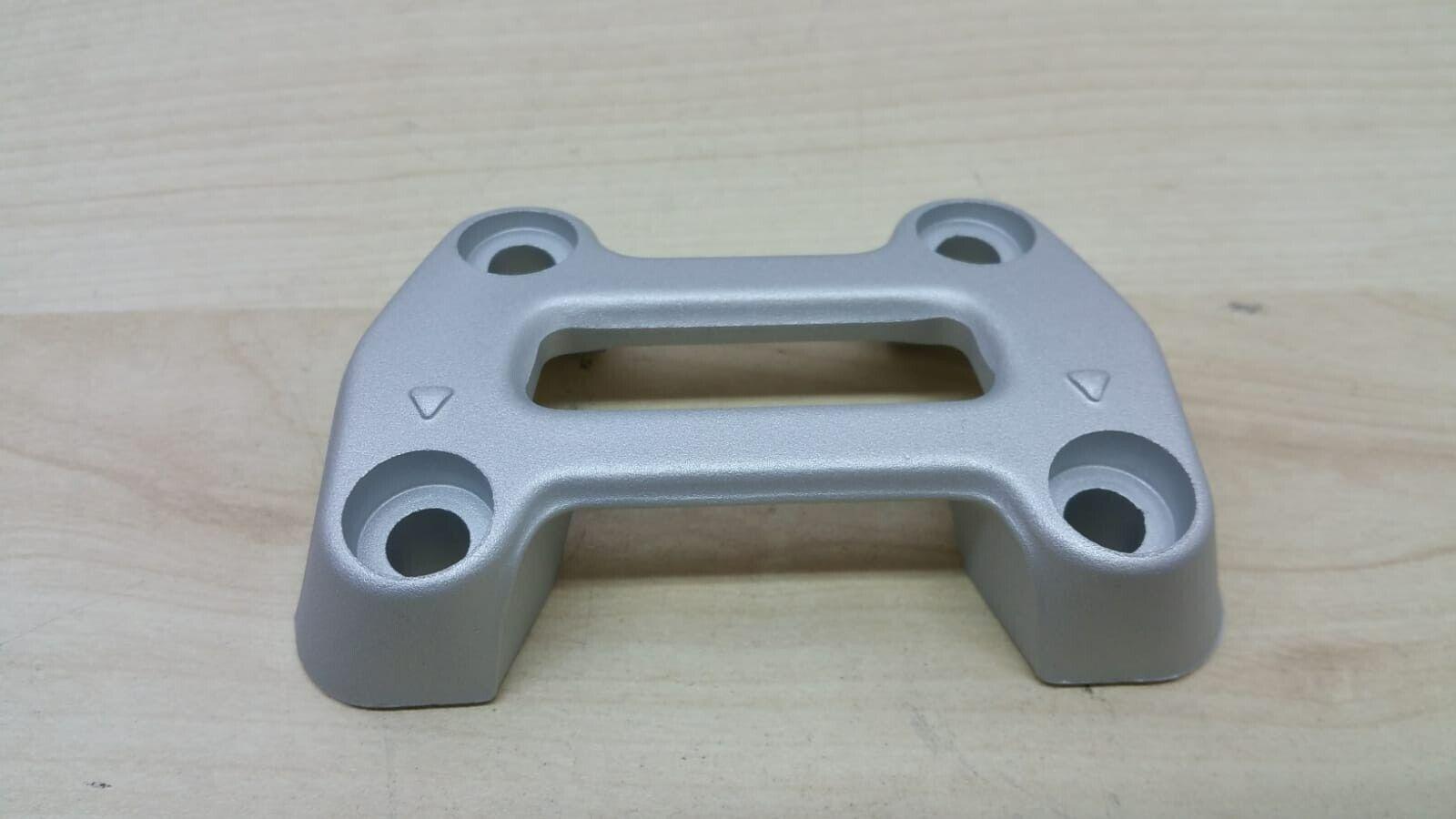 ducati cavallotto superiore manubrio originale ducati monster 796 36010891a - foto 6