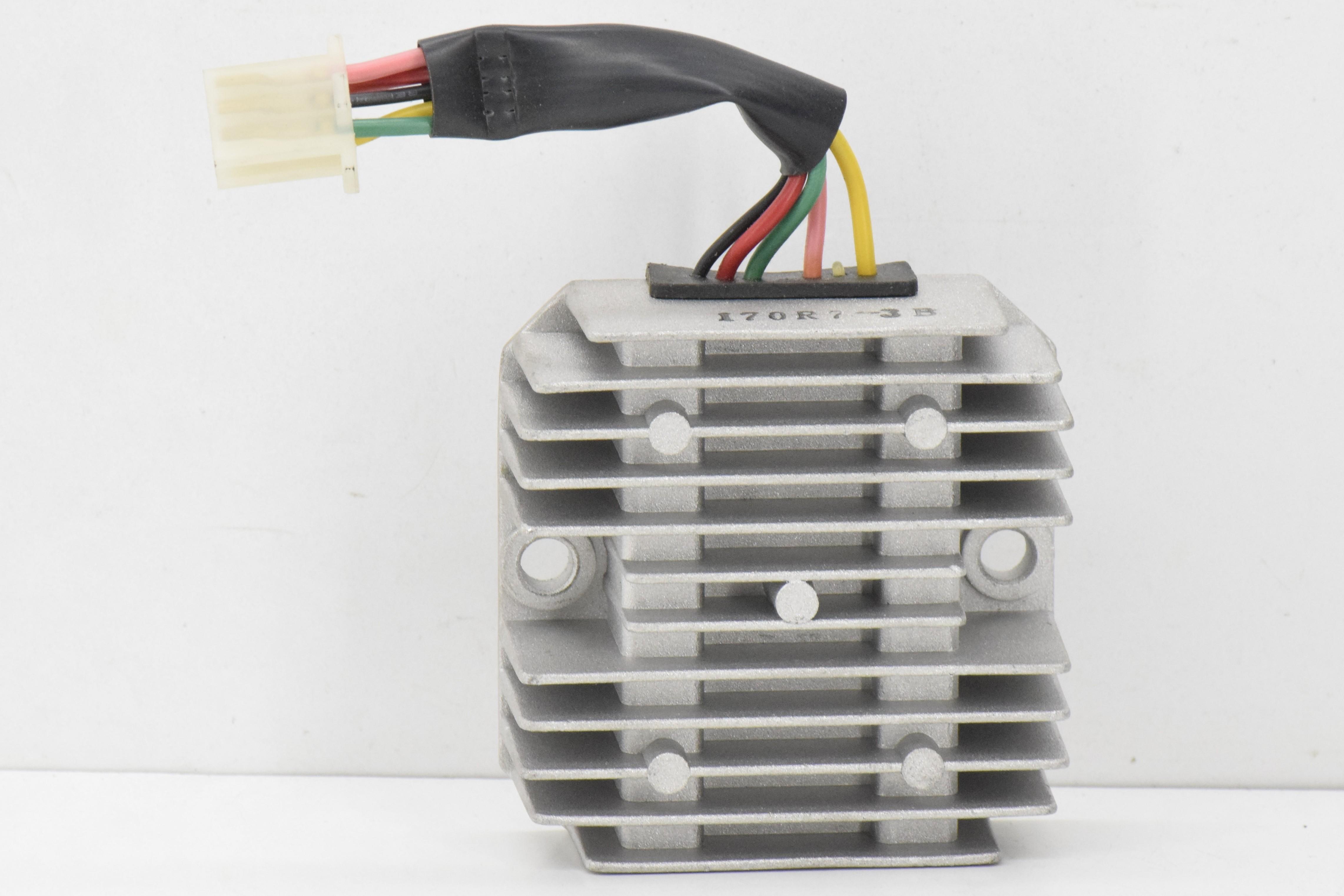 sym moto regolatore tensione raddrizzatore  originale sym 5 cavi-12v 31600m9q000 - foto 1