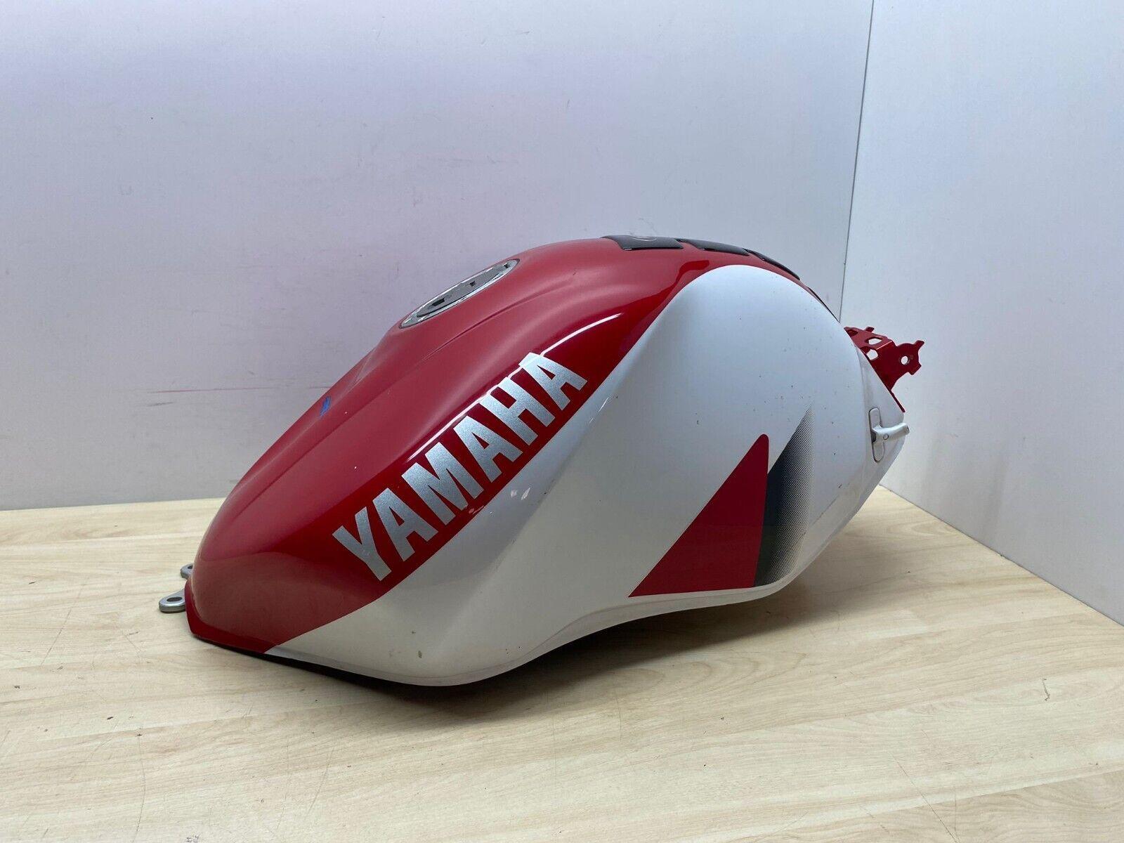 yamaha serbatoio bianco e rosso originale yamaha yzf r6 1999 2002 5eby241 03001 - foto 1