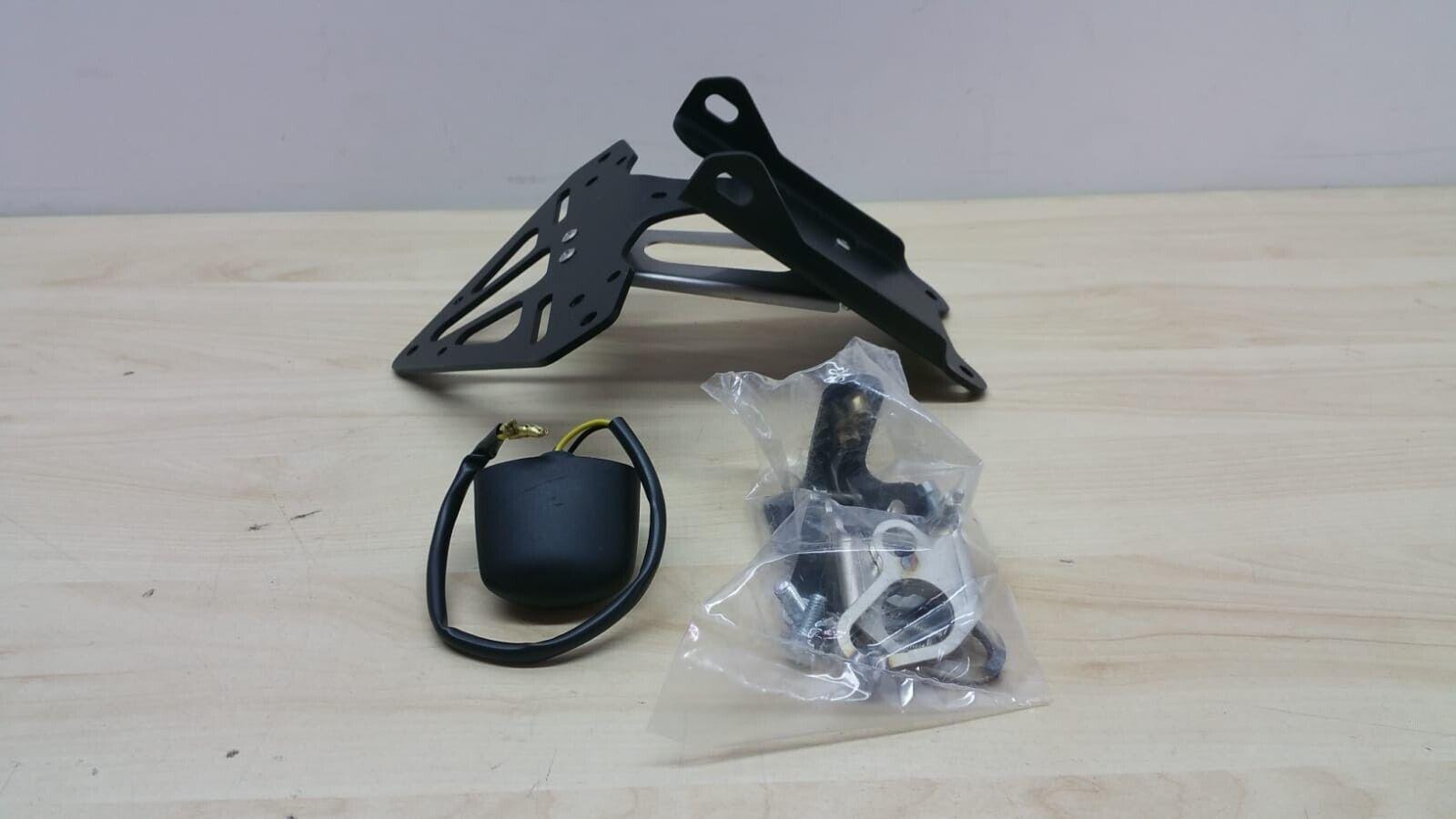 yamaha portatarga originale yamaha fazer 600 fz6 2003 2004 cod. 5vxw07701000 - foto 4 yamaha portatarga originale yamaha fazer 600 fz6 2003 2004 cod. 5vxw07701000 - foto 4