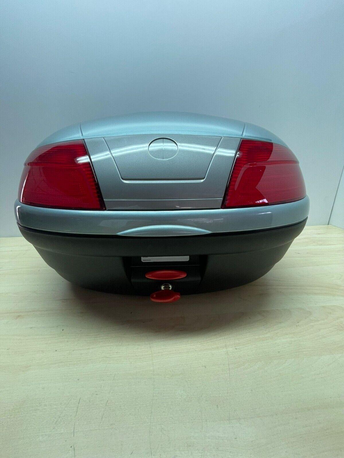 yamaha bauletto celeste metallizzato originale yamaha 44l 44lw07542200 44l 44lw07542200 - foto 1