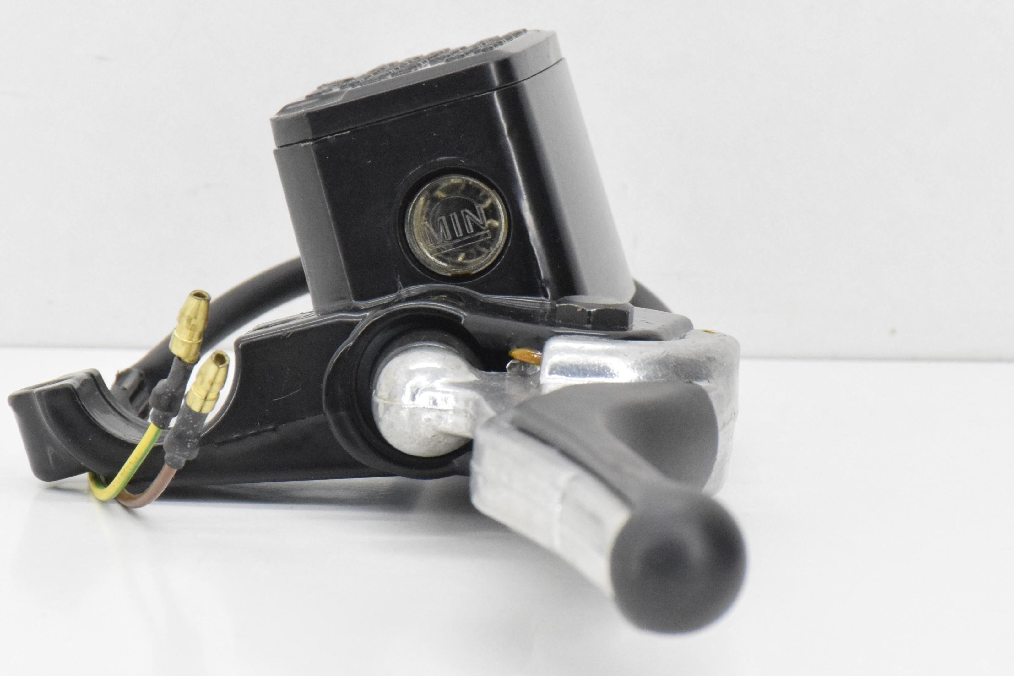 yamaha pompa freno anteriore originale yamaha aerox nitro 50 5brf583t0600 - foto 4