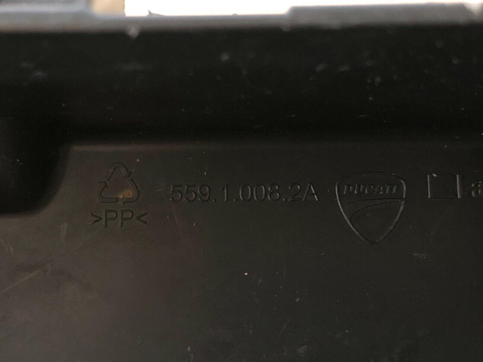 ducati vaschetta porta attrezzi originale ducati per monster 696 . 59910082a - foto 5