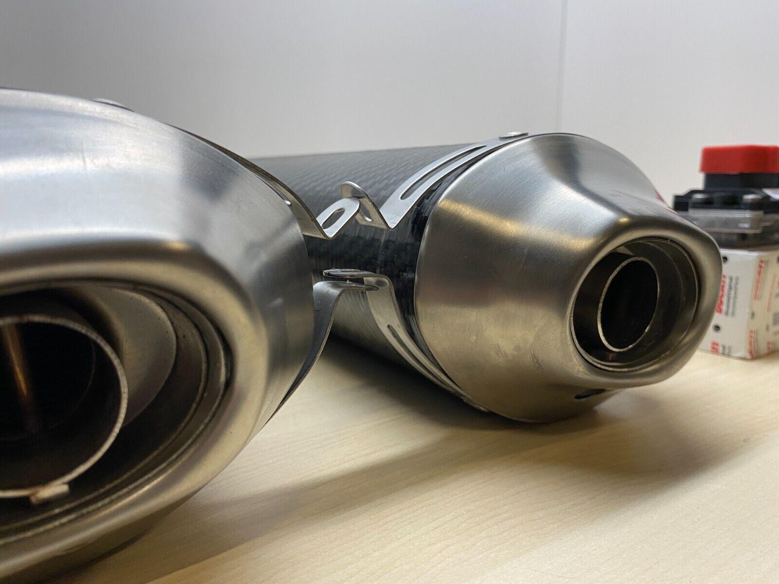 ducati kit silenziatori racing carbonio ducati performance du 1198s 96454209b - foto 3