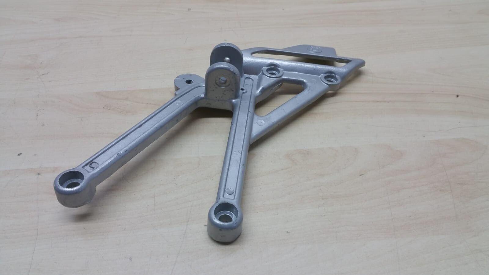 cagiva supporto pedana anteriore destra originale cagiva freccia c12r . 800053540 - foto 6