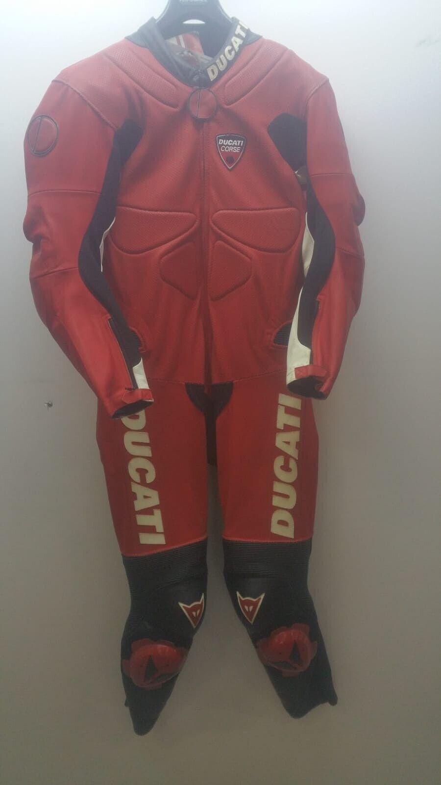 ducati tuta in pelle da moto ducati corse dainese scudetto rosso sbk tg. 52 - foto 1