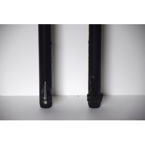 Forcella completa di piastra inferiore e superiore  f 700 gs