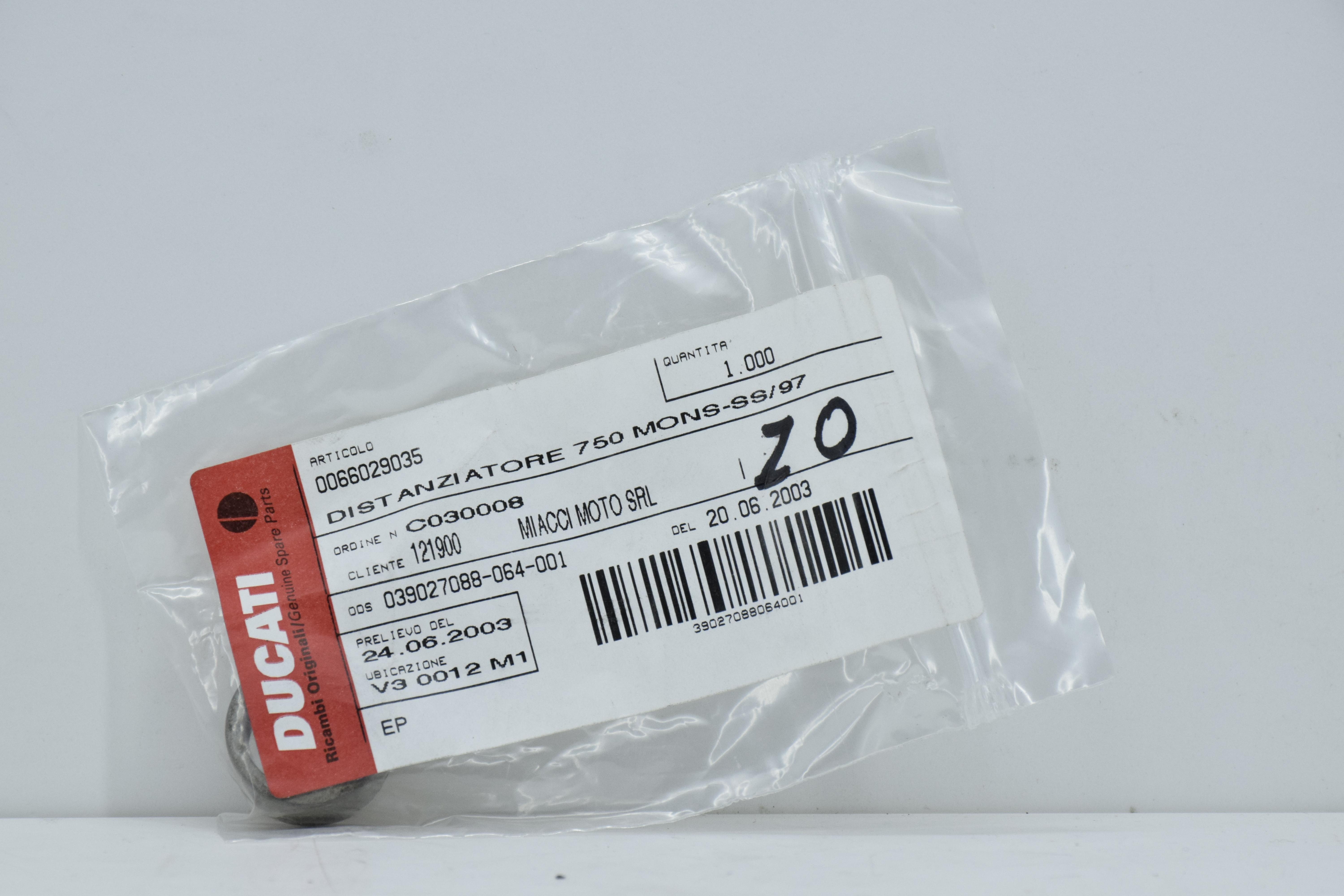 ducati distanziale puleggia ducati ss 400 600 750 ss 600 066029035 - foto 1