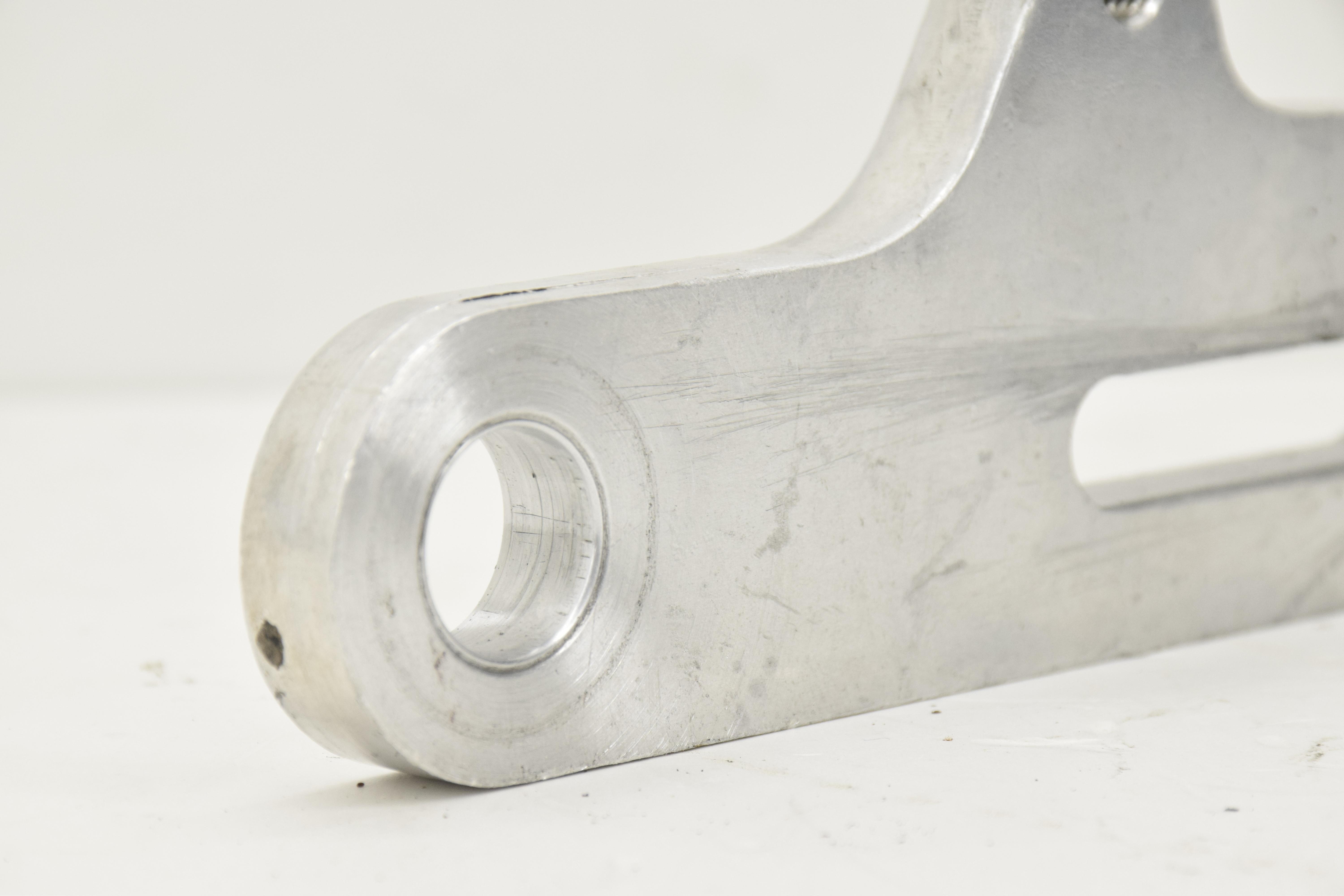 cagiva staffa pinza posteriore cagiva alazzurra 350 650 ducati pantah 500 600 - foto 4