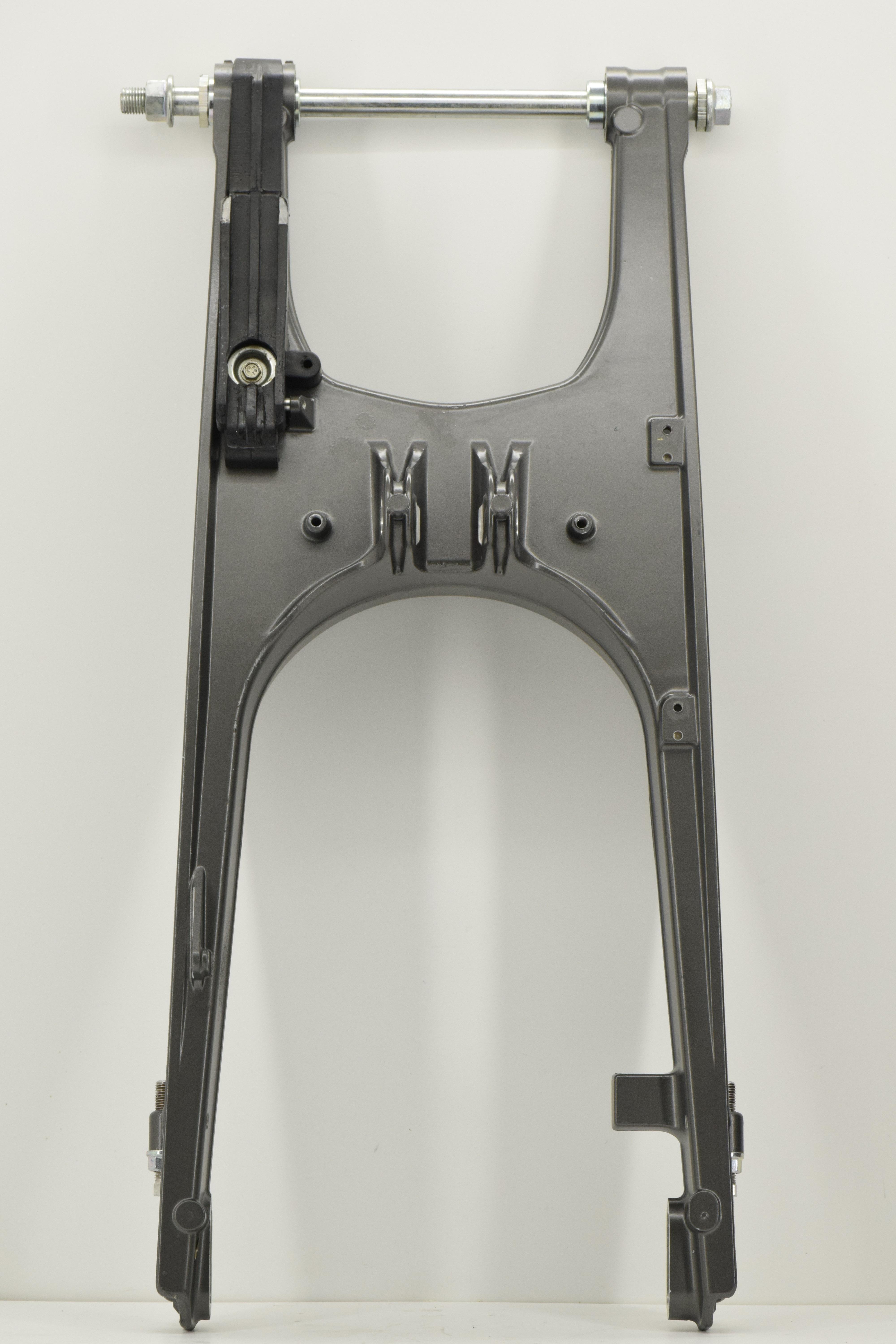 ktm forcellone posteriore completo di perno originale ktm duke 125 28104060110 - foto 1