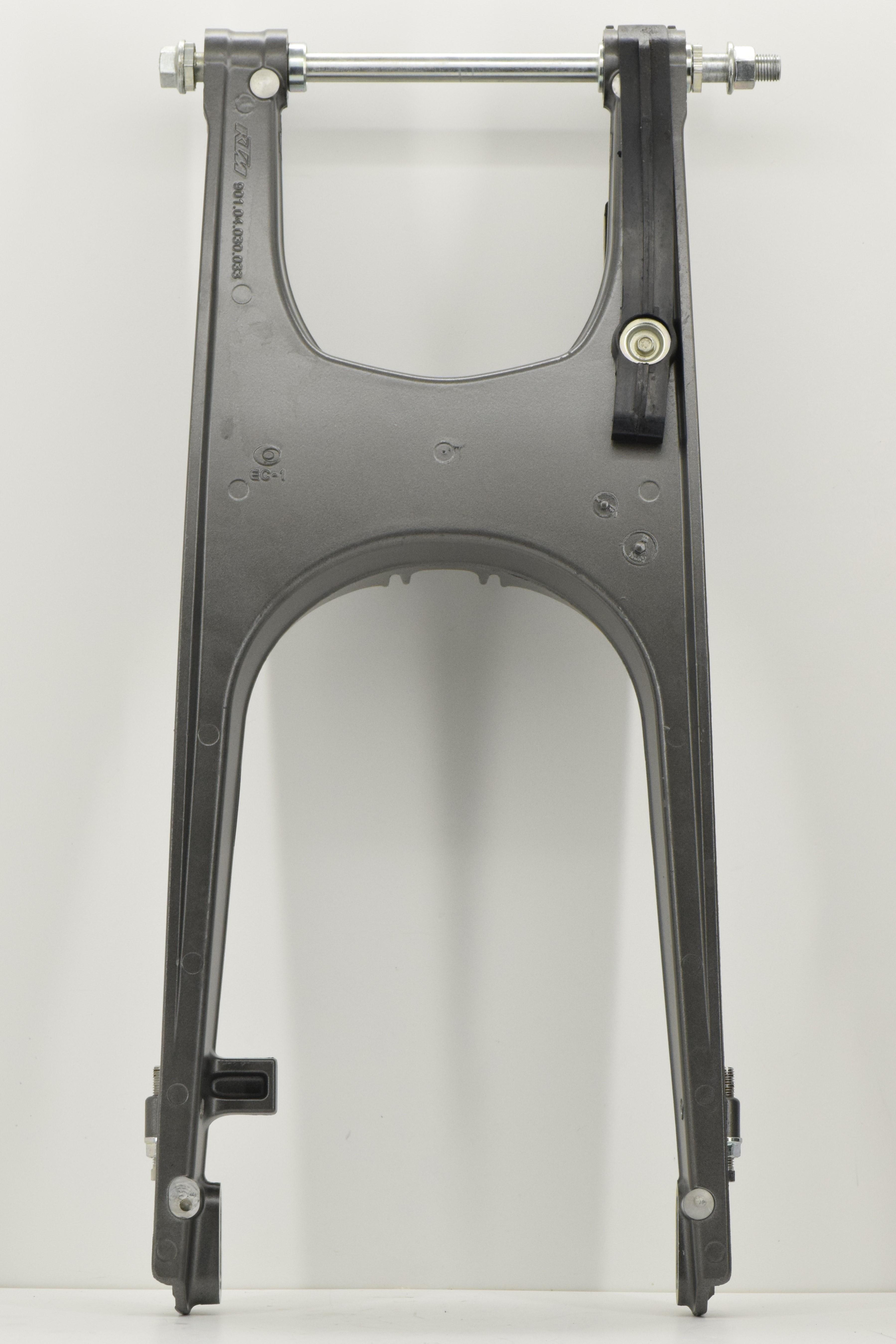 ktm forcellone posteriore completo di perno originale ktm duke 125 28104060110 - foto 2