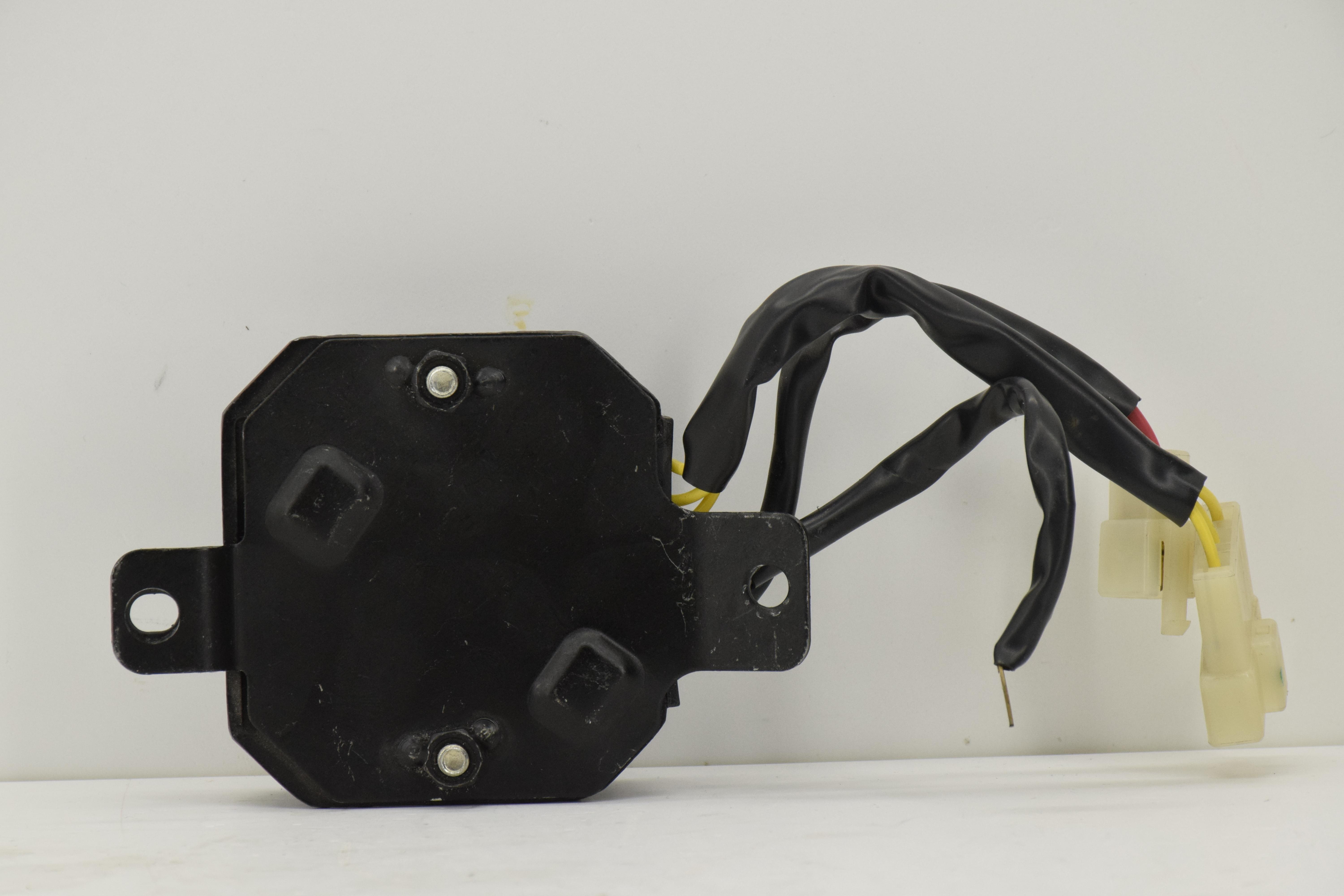 ktm regolatore di tensione originale ktm duke 125 200 250 390 90111034000 - foto 2