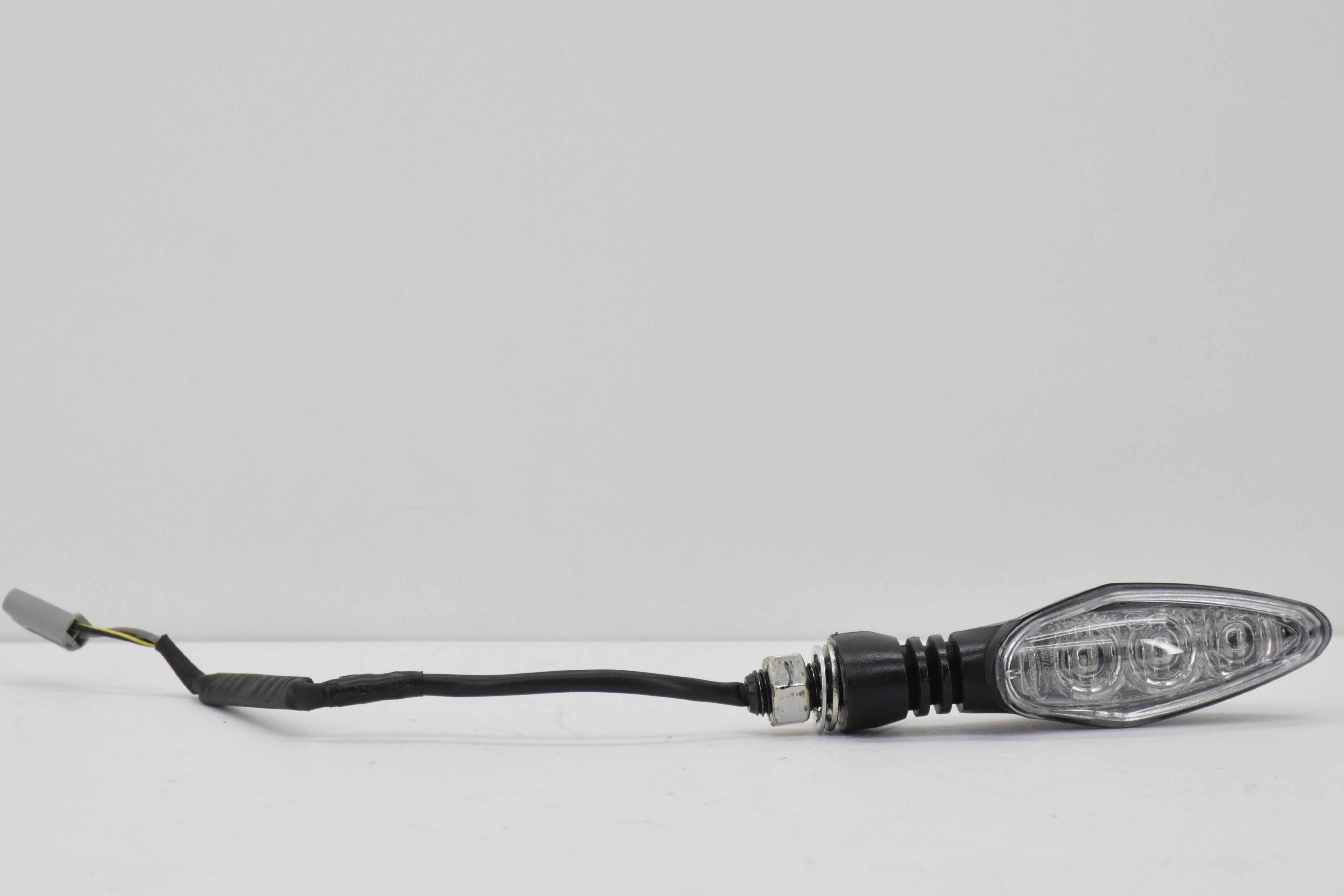 ktm freccia anteriore sinistra / posteriore destra 13,5v 3w ktm duke 125 91214025000 - foto 1