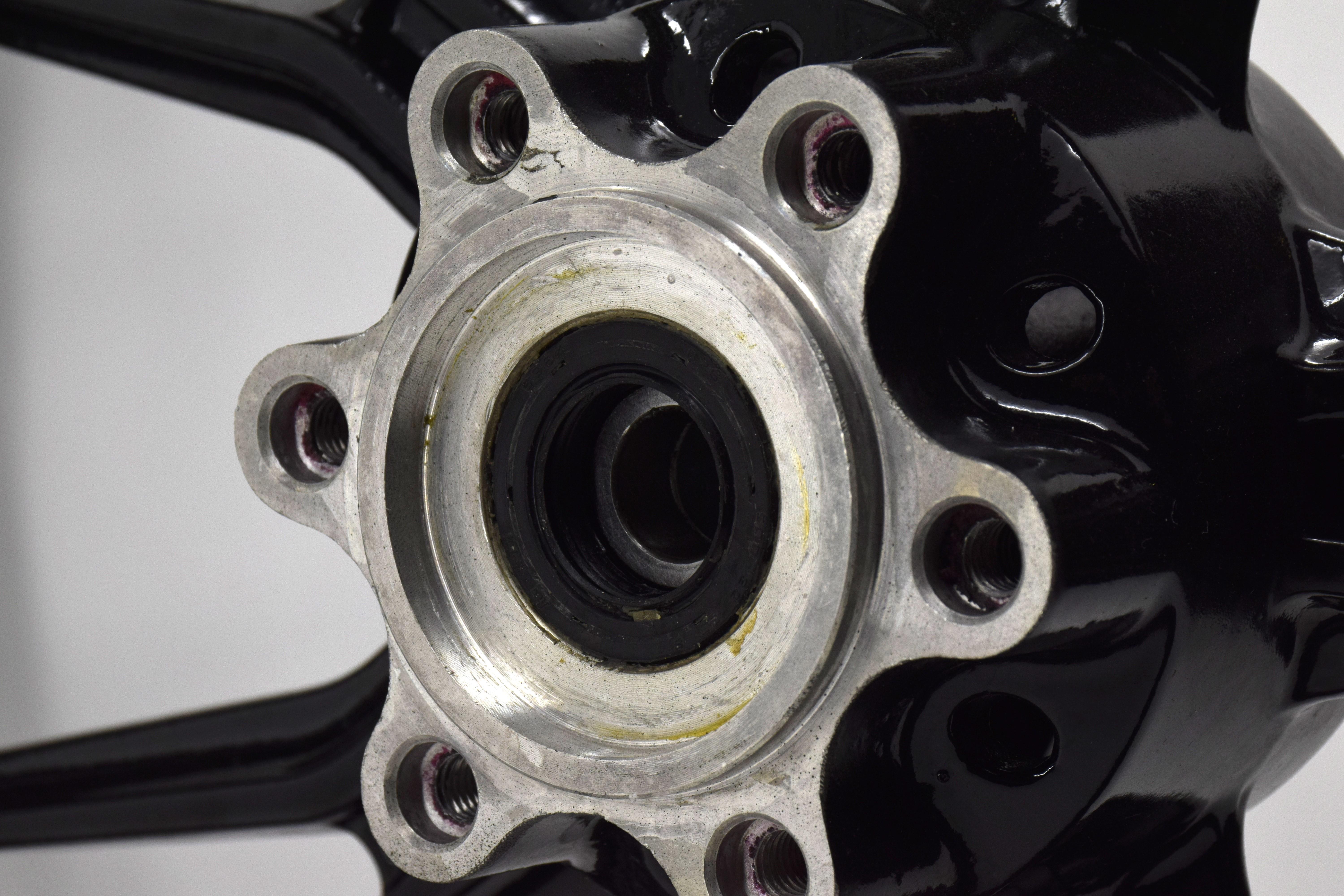 ktm cerchio anteriore completo originale ktm duke 125 200 3.00-17 - foto 4
