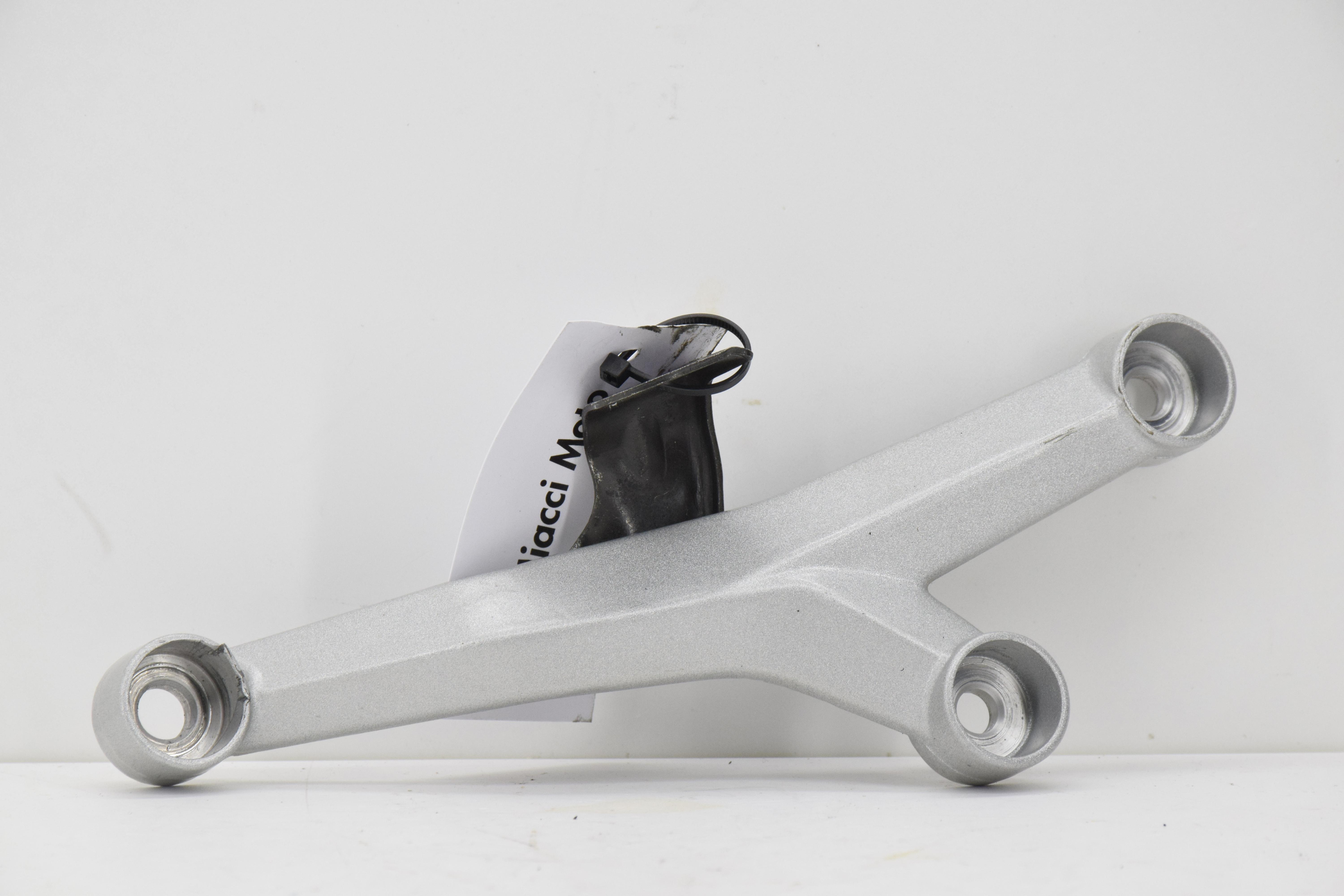 ktm staffa supporto motore originale ktm duke125 2012 - foto 1