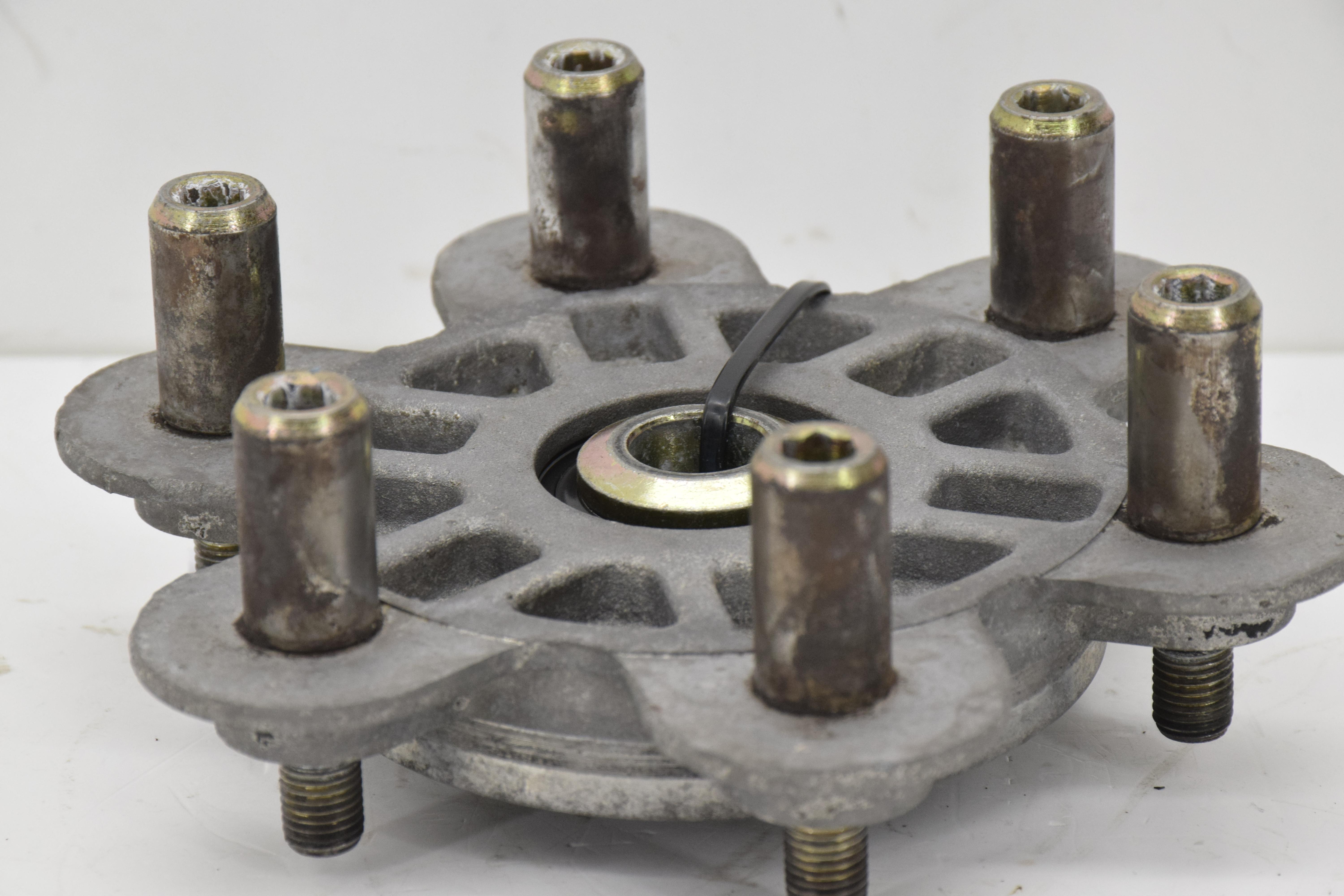 ducati flangia portacorona ducati ss 400 600 750 monster 16010191b - foto 2