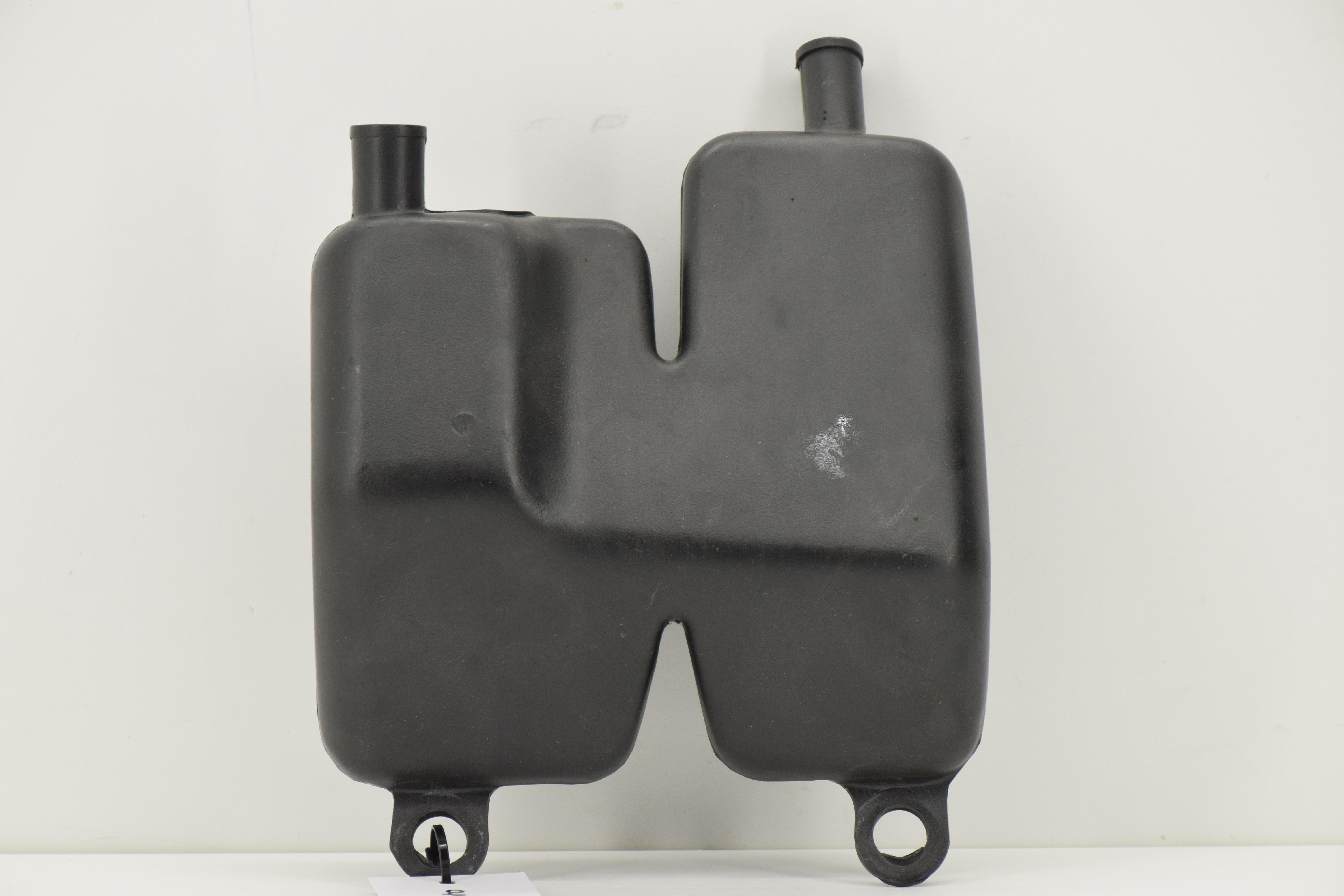 ducati serbatoio sfiato olio motore ducati 600 750 900 58510082b - foto 1