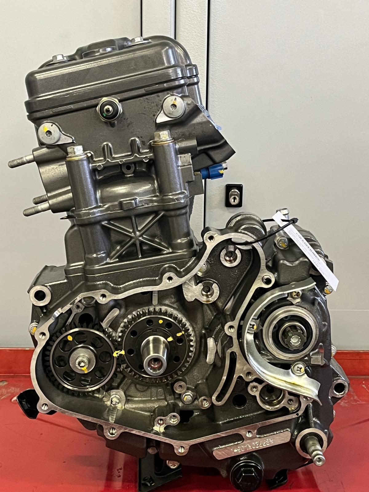 ktm motore originale ktm 125 duke con 50 km da rodare - foto 1