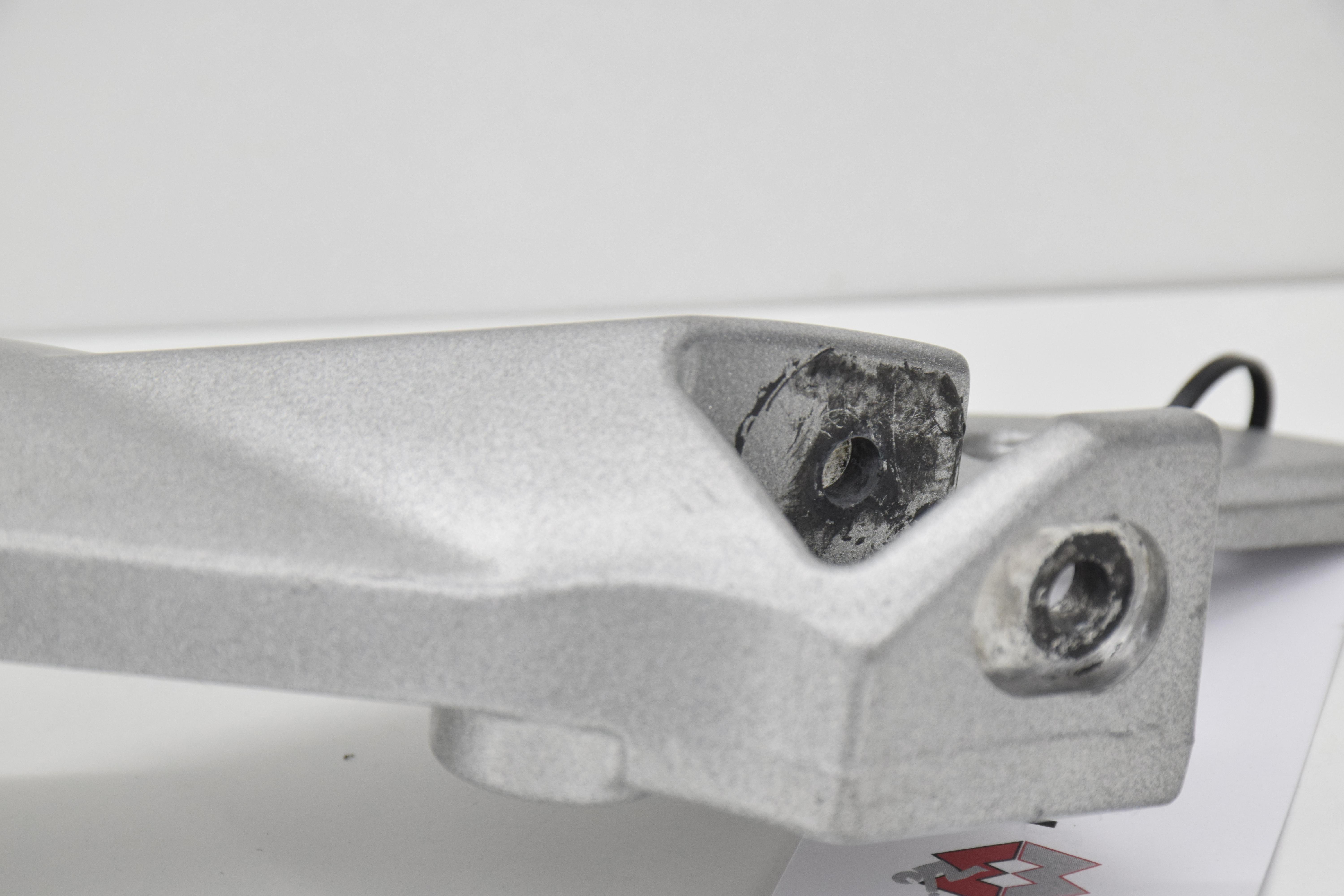ducati piastra pedana sinistra ducati multistrada 620 82410982b - foto 4