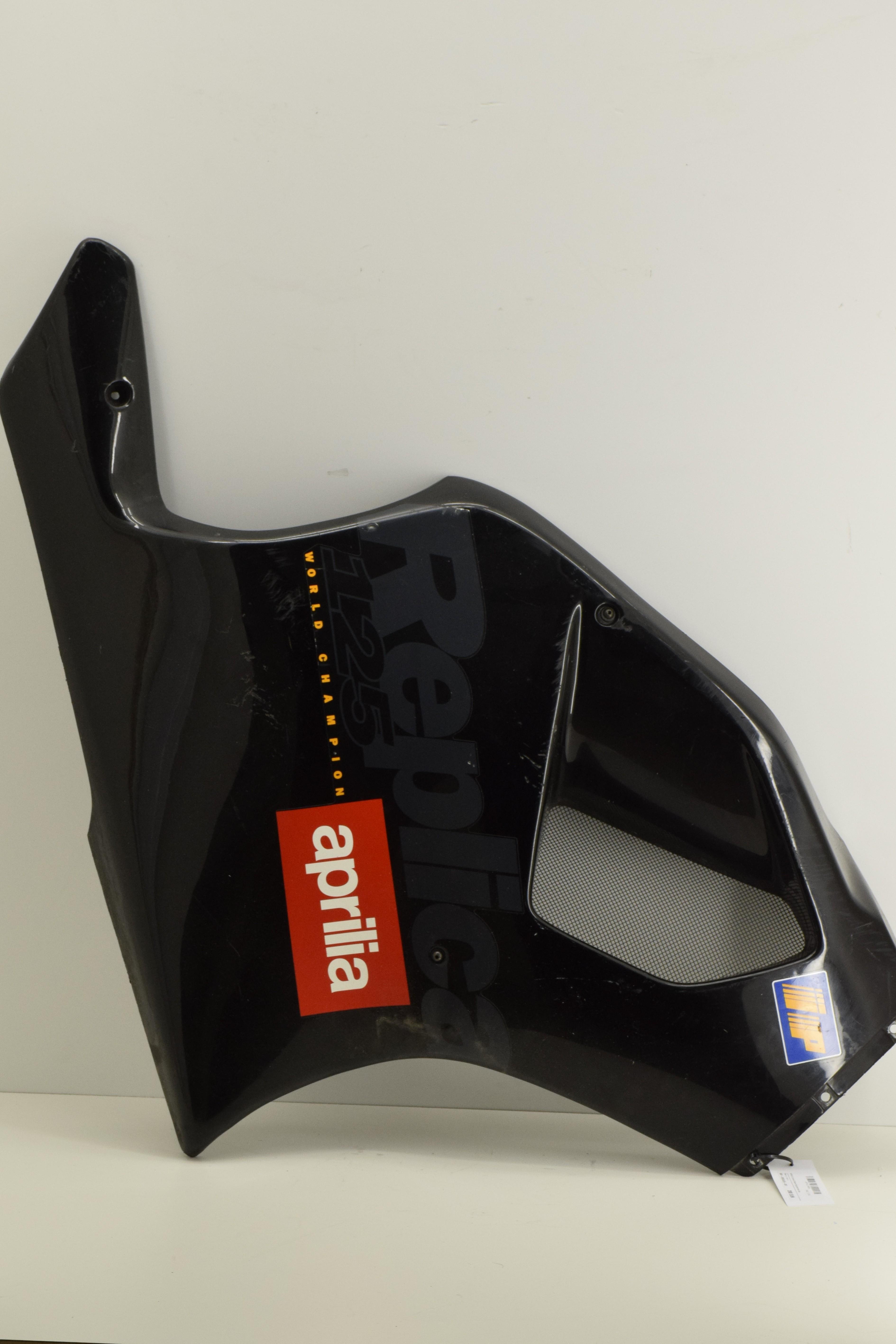 aprilia carena destra originale nera aprilia rs 125 replica  94 97 - foto 1