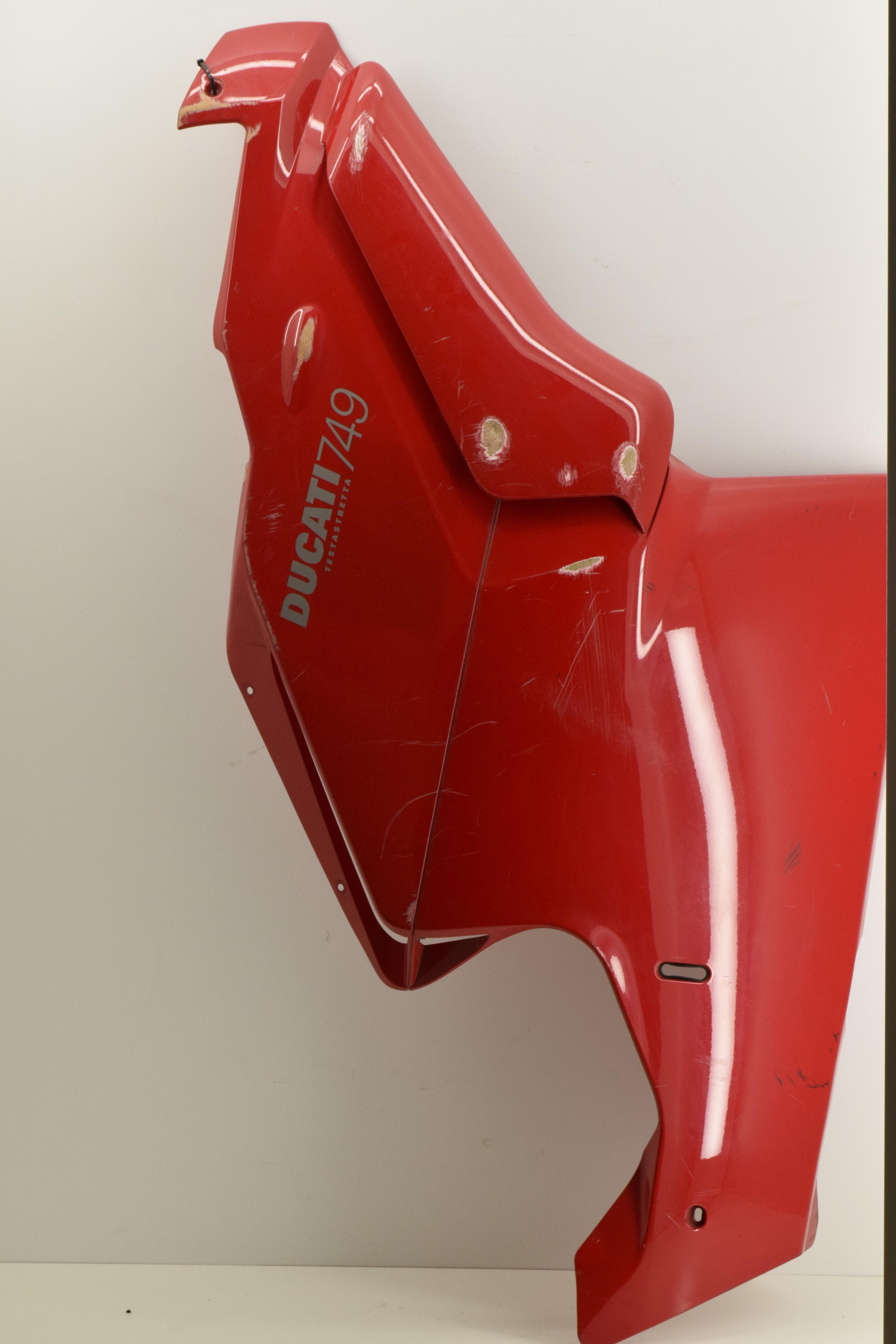 ducati carena destra rossa originale ducati 749 48031521c-48031811c - foto 1