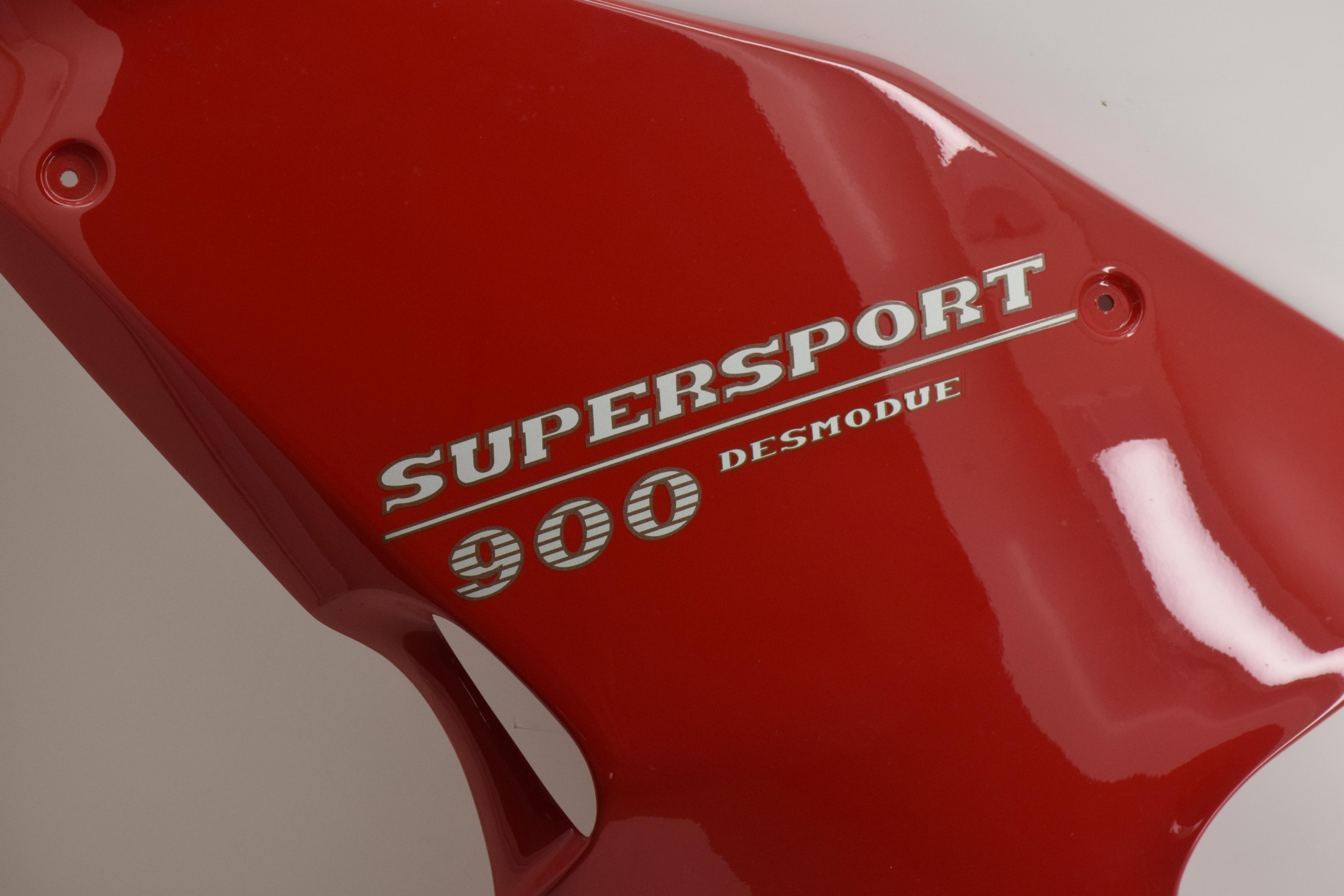 ducati carena sinistra rossa originale ducati super sport 900 ss 48030161b - foto 3