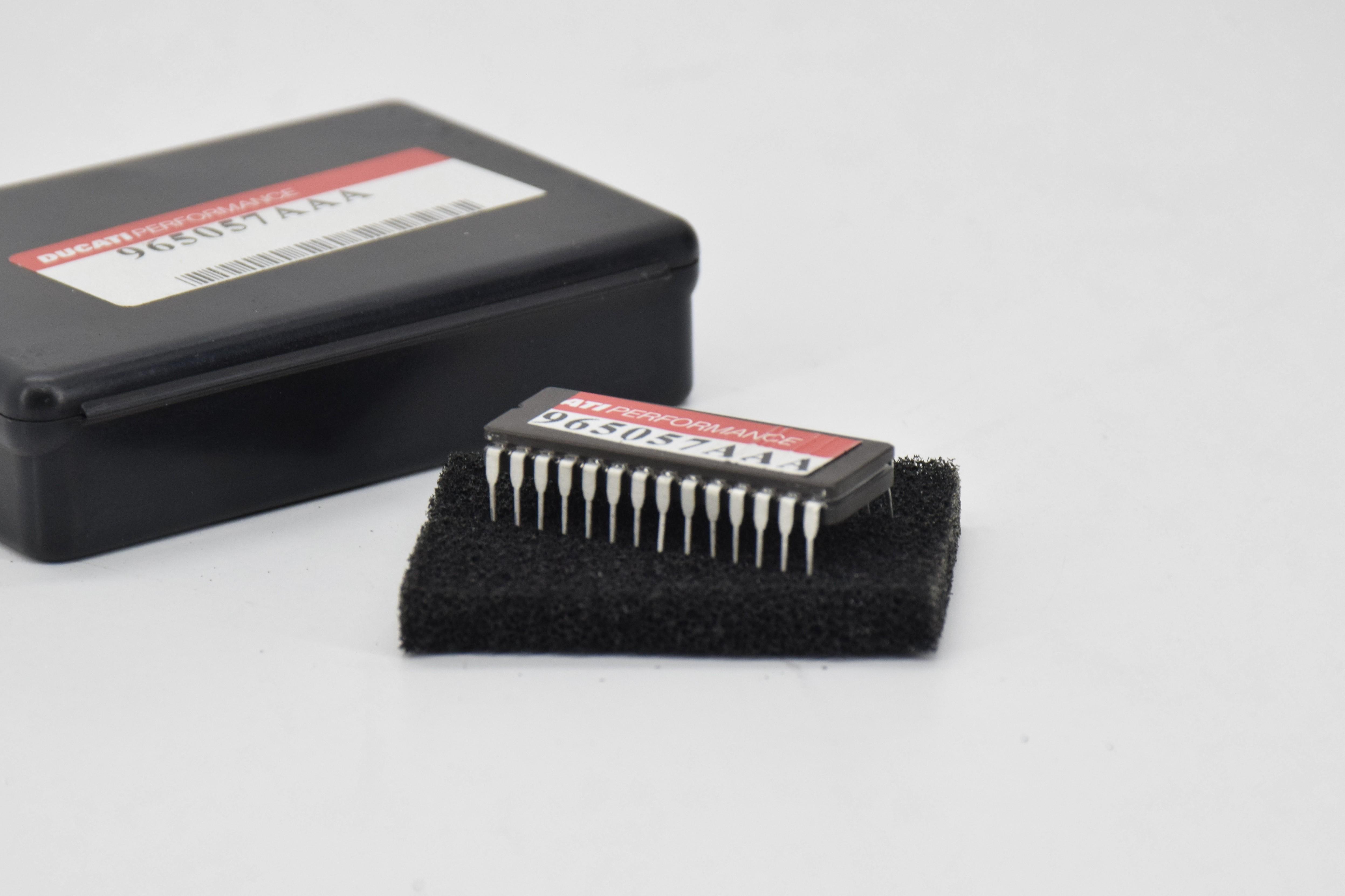 ducati eprom st4 per silenziatore racing originale ducati 965057aaa - foto 3
