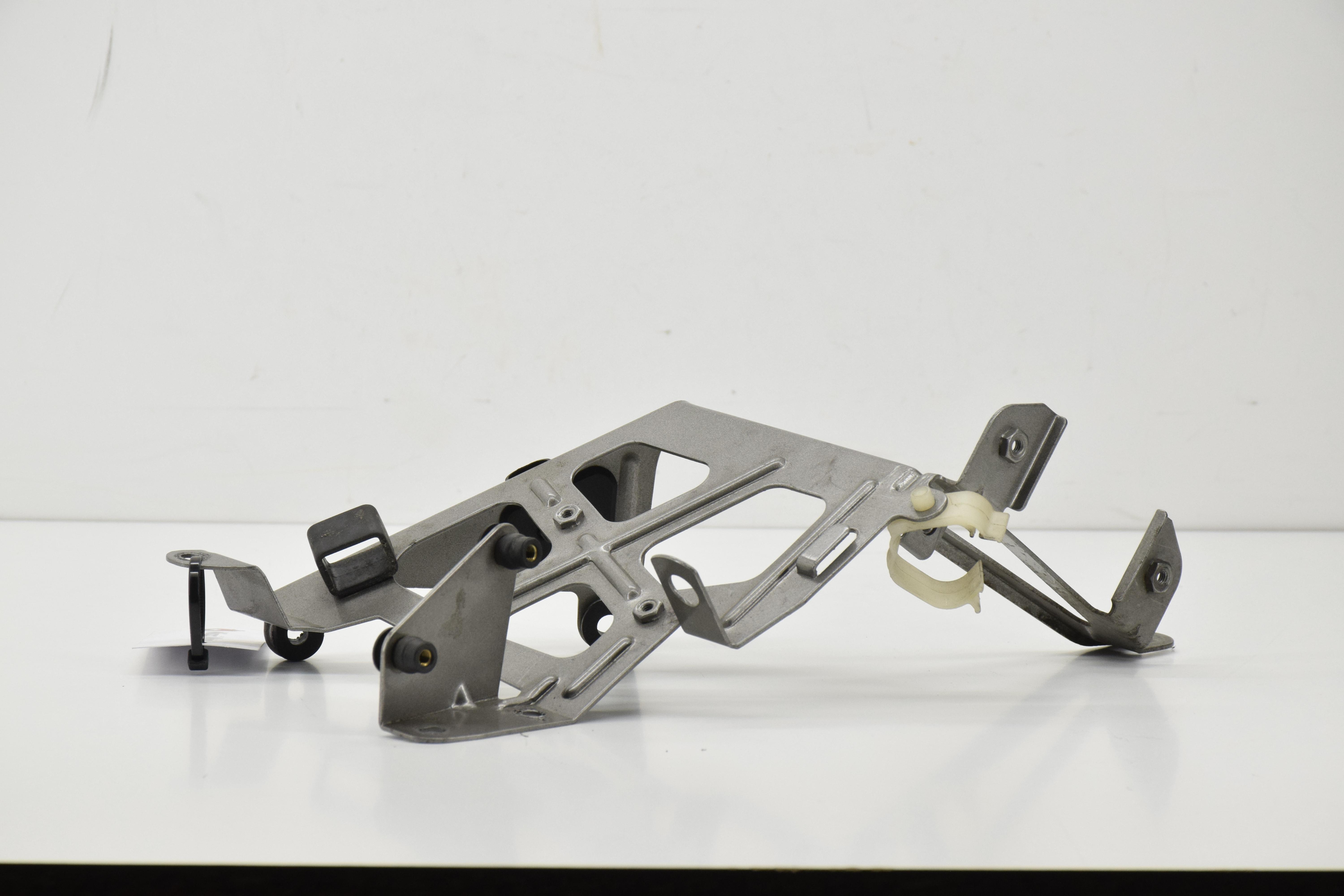 ducati supporto anteriore originale ducati st2 st4 82911791ab - foto 1