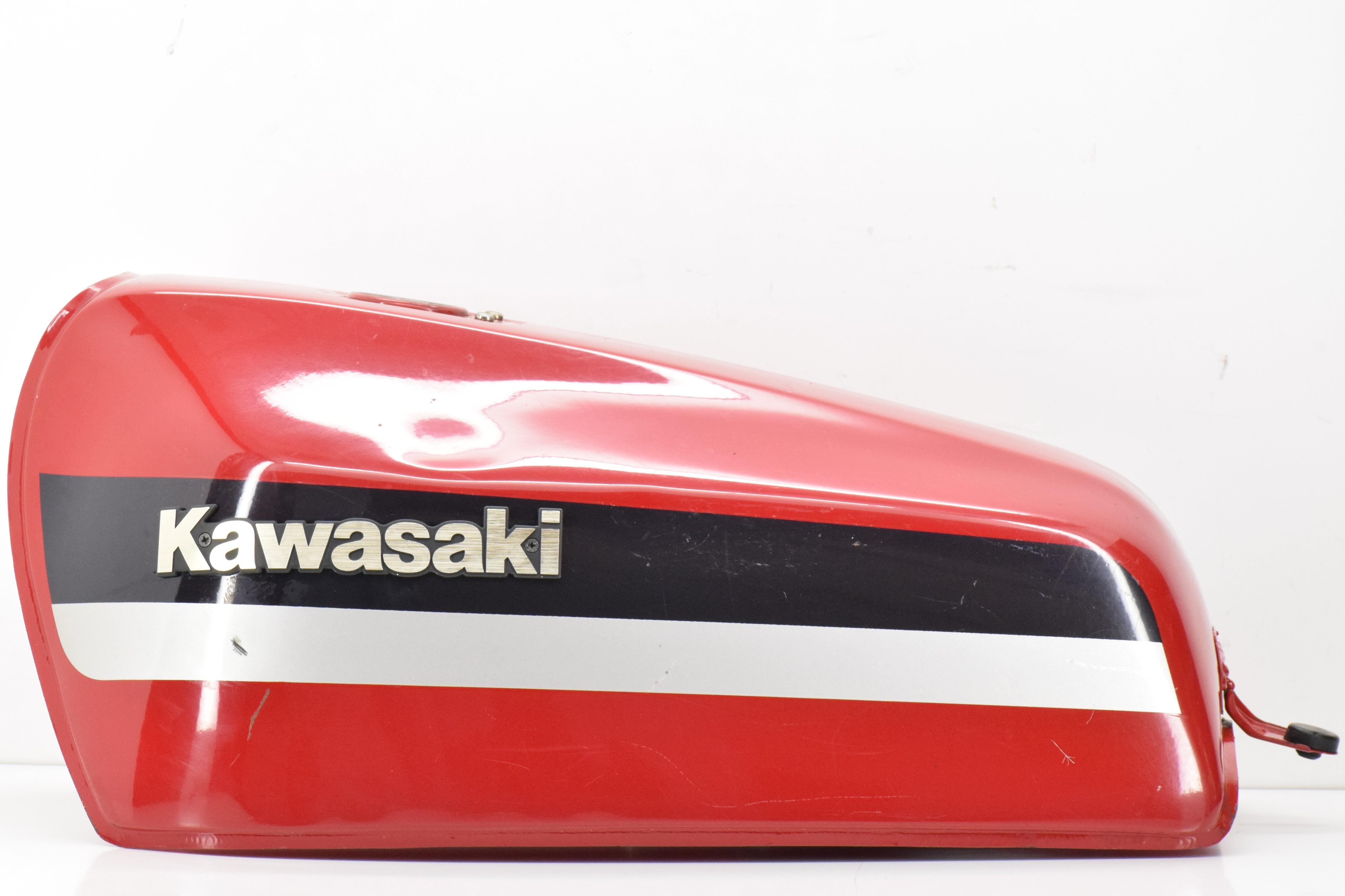 kawasaki serbatoio rosso originale kawasaki gpz 550 81 - foto 1