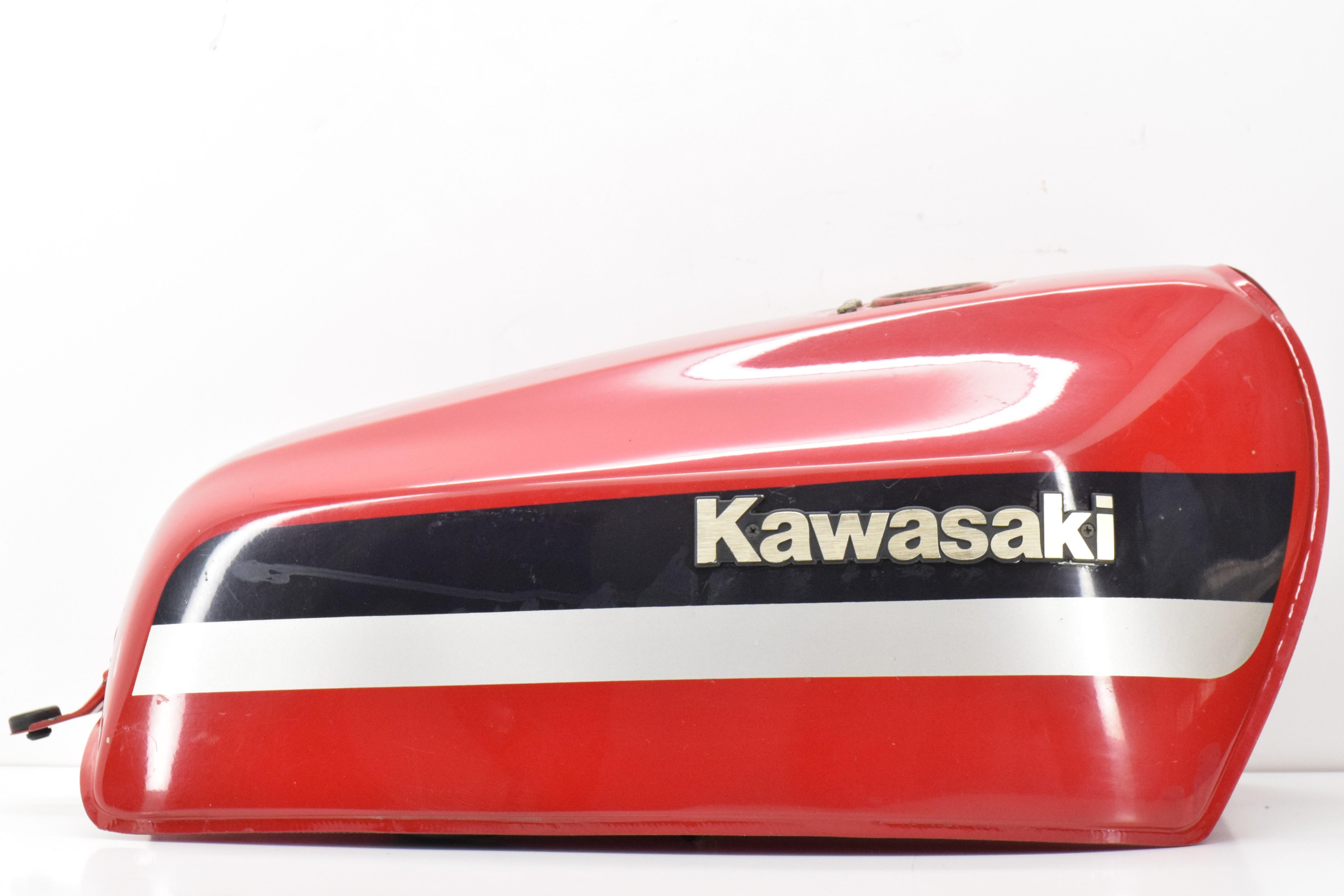 kawasaki serbatoio rosso originale kawasaki gpz 550 81 - foto 2