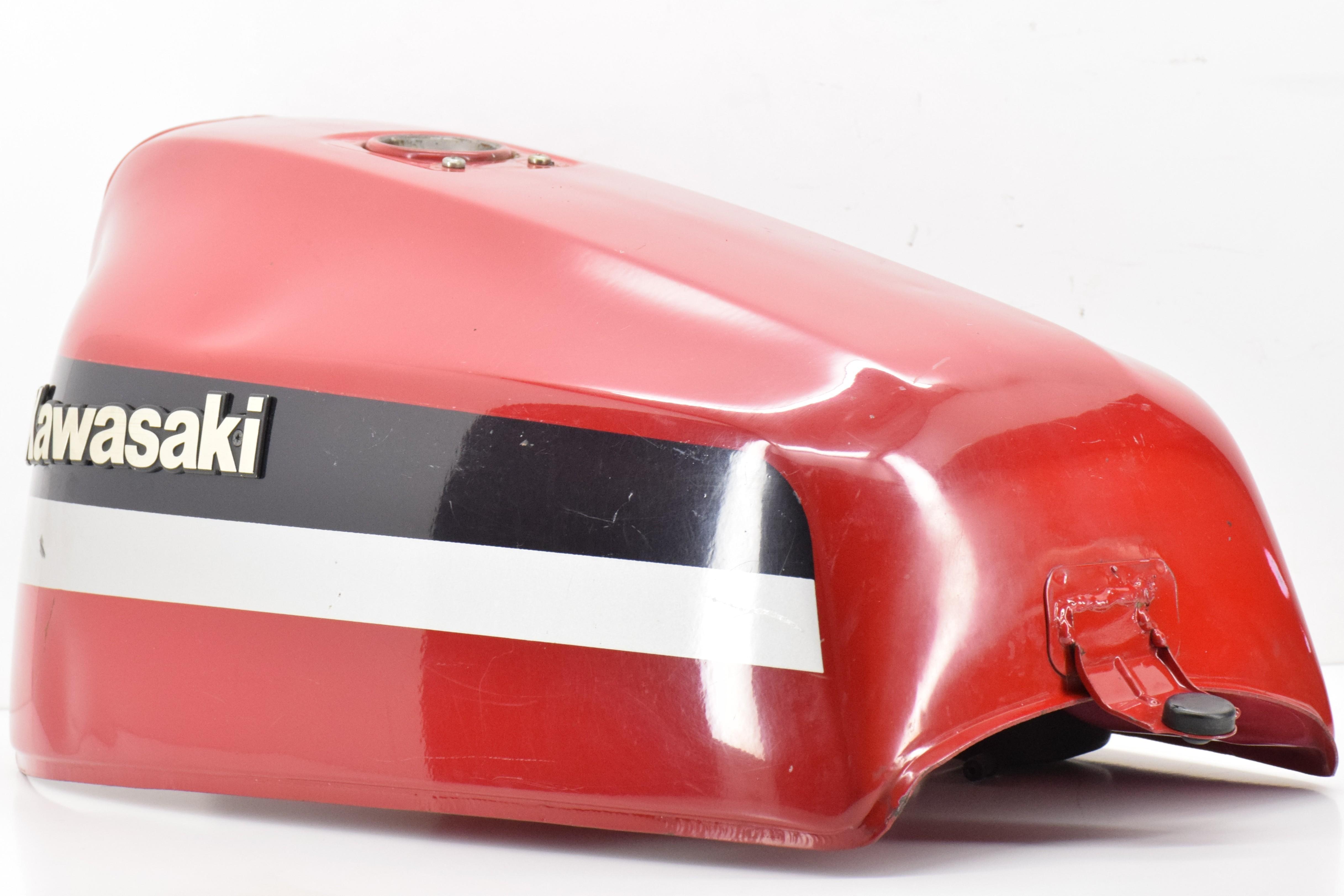 kawasaki serbatoio rosso originale kawasaki gpz 550 81 - foto 4