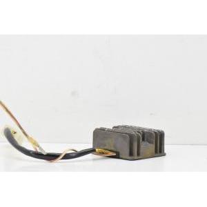 Regolatore di tensione originale  gpz 550 81