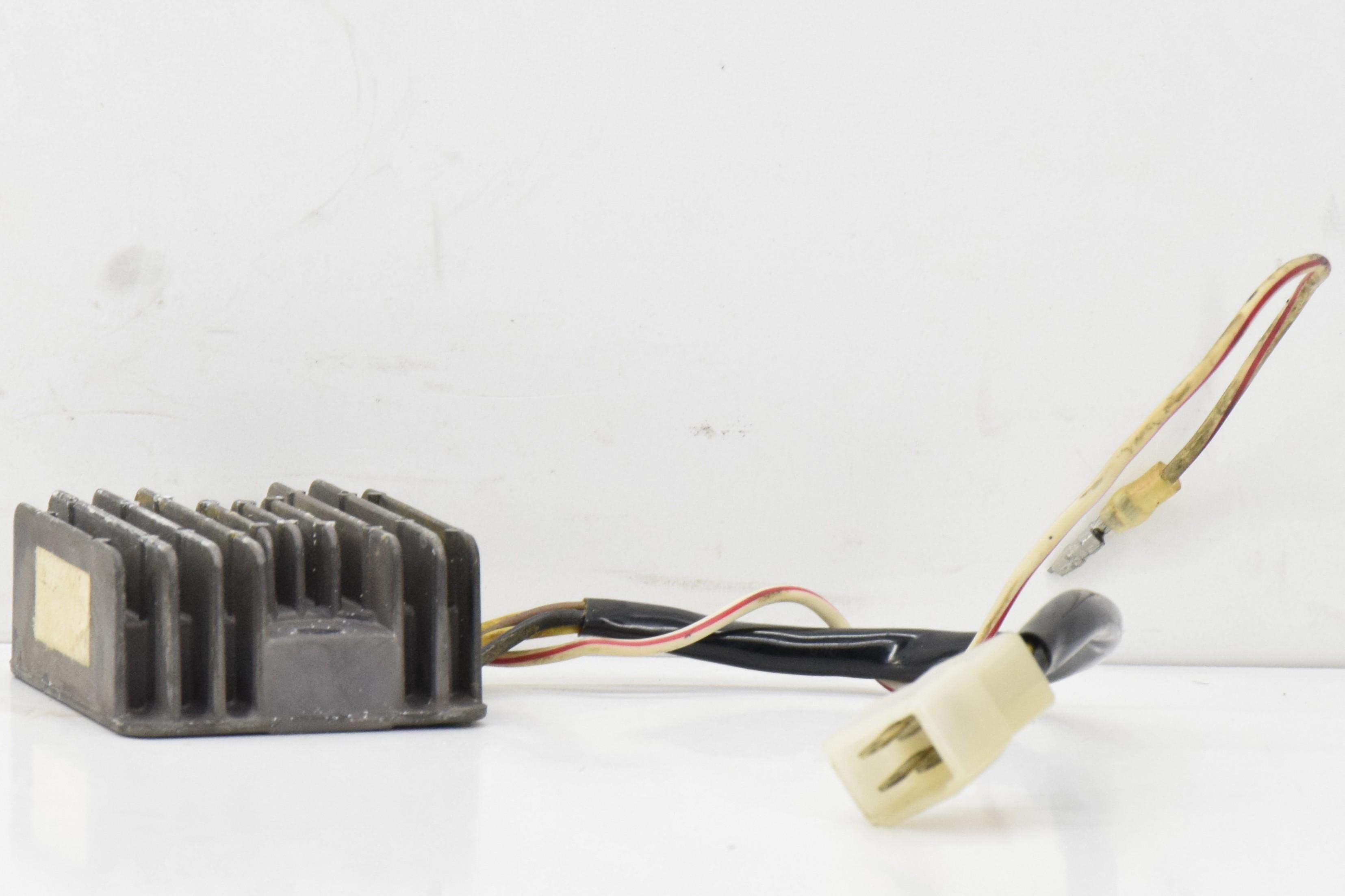 kawasaki regolatore di tensione originale kawasaki gpz 550 81 - foto 4